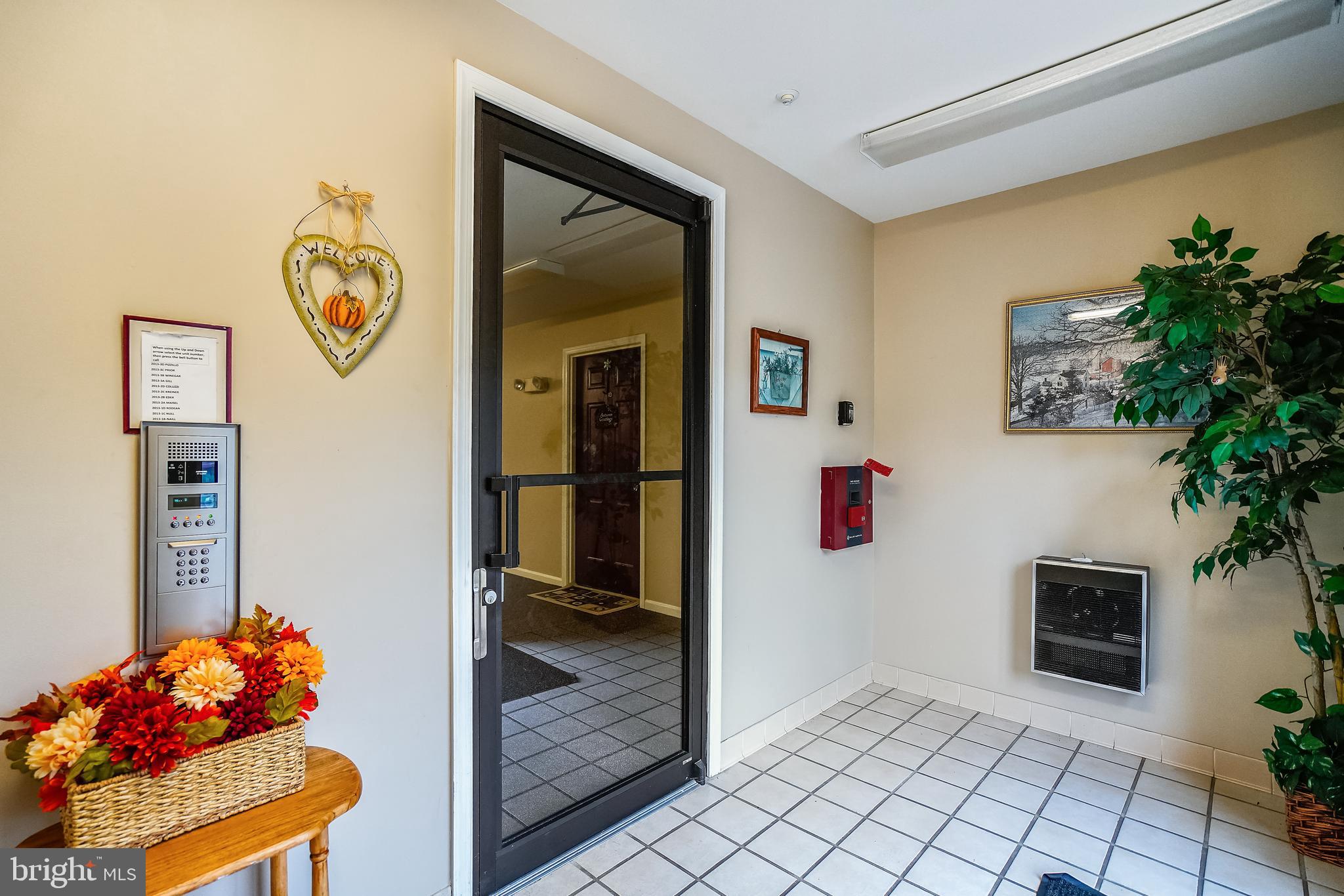 WINIFRED MANOR - Residential