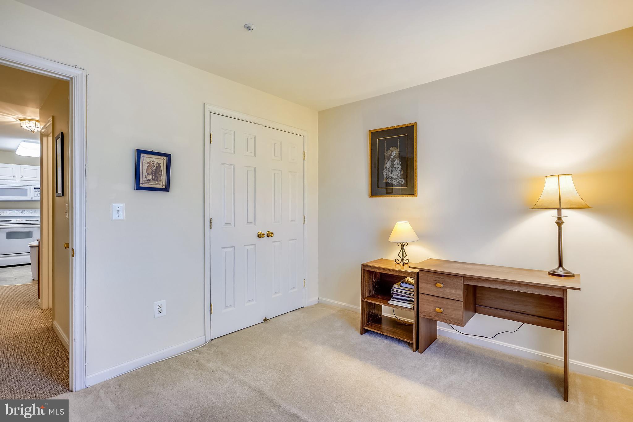 WINIFRED MANOR - Residential