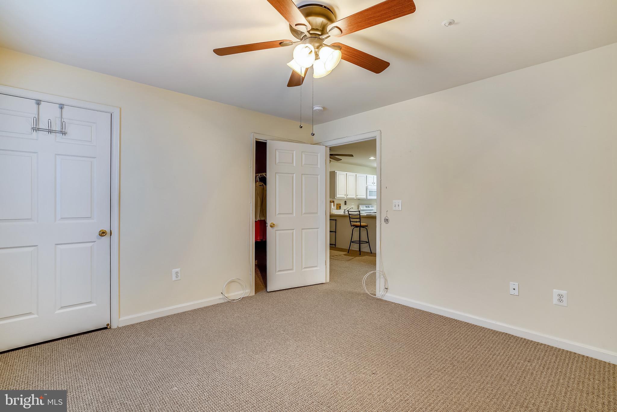 WINIFRED MANOR - Residential