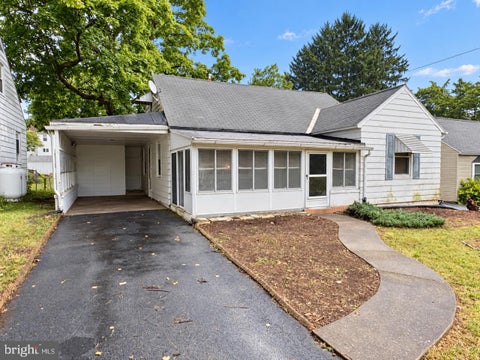 Photo of 453 Middletown Road, HUMMELSTOWN, PA 17036 (MLS # PADA2064262)