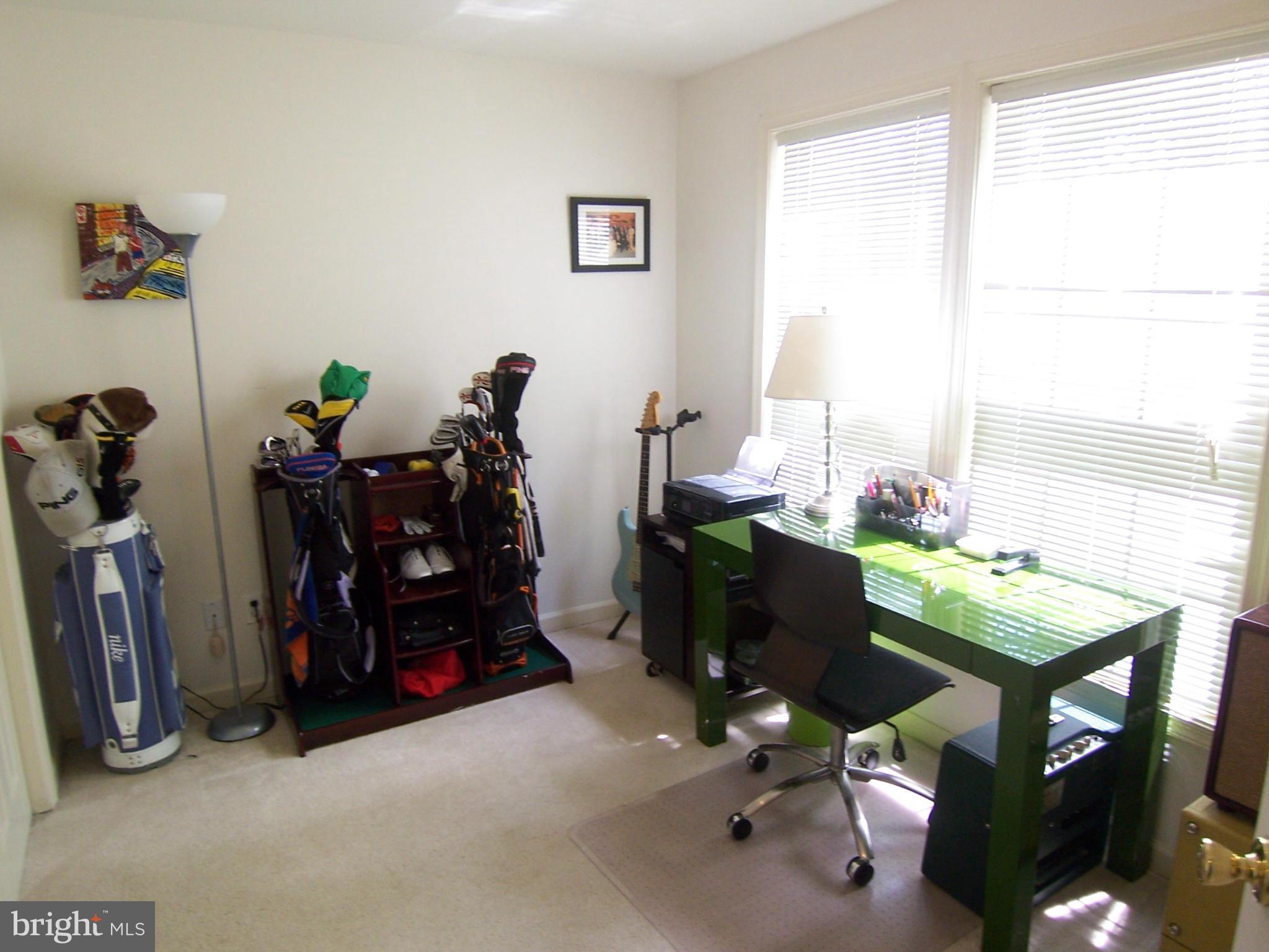 WELLESLEY - Residential Lease