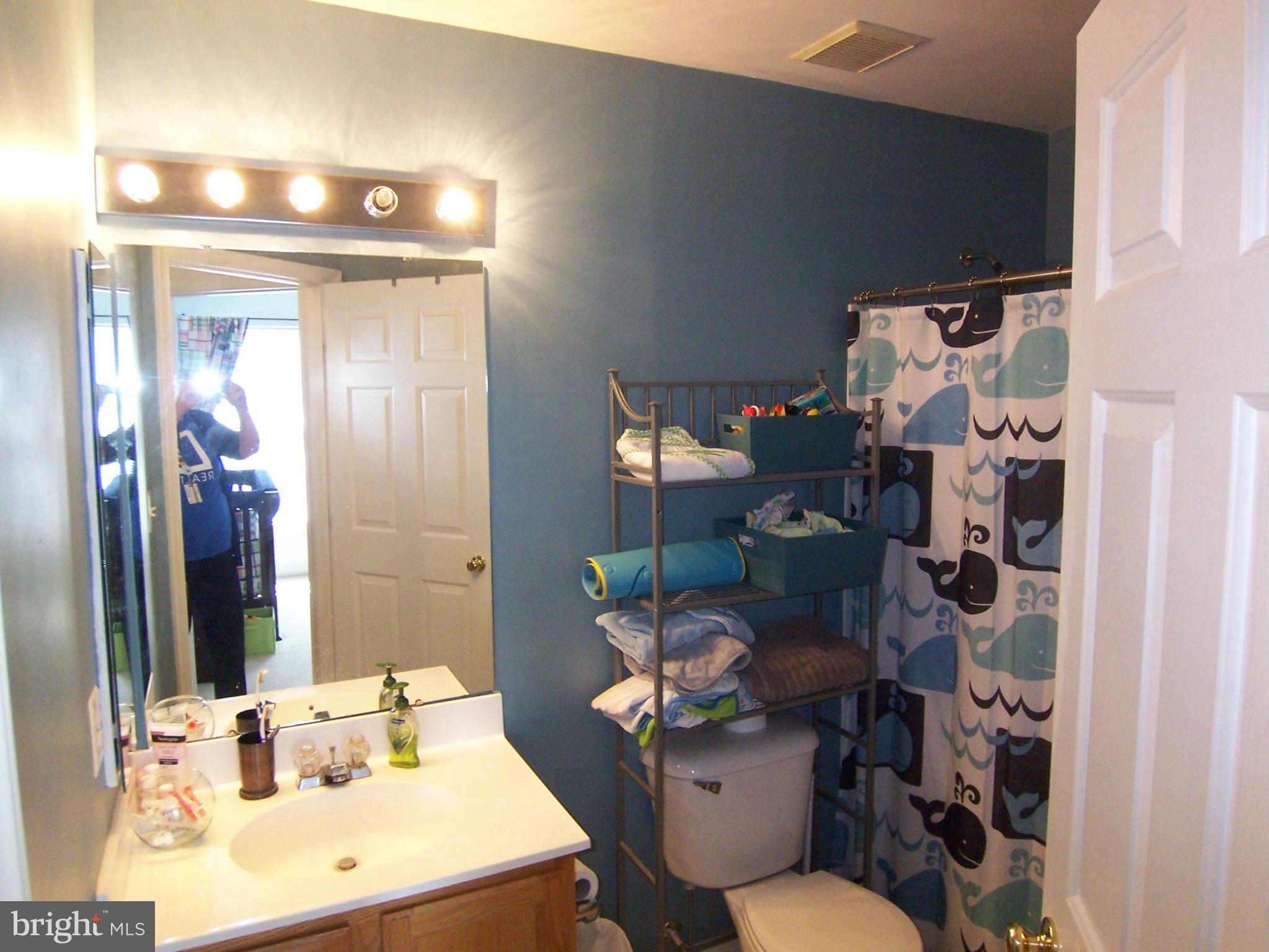 WELLESLEY - Residential Lease