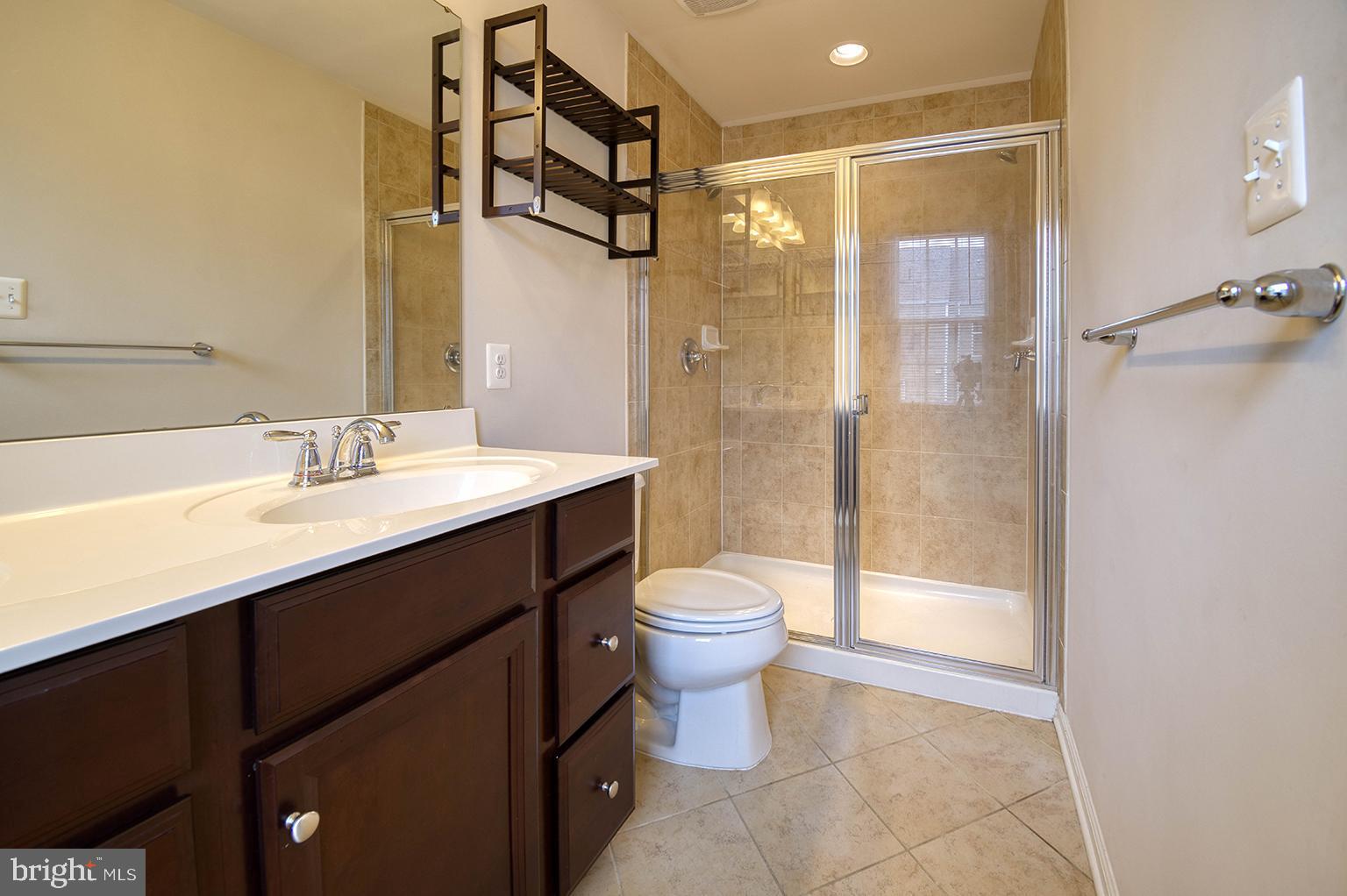 MARKET SQUARE - Residential Lease