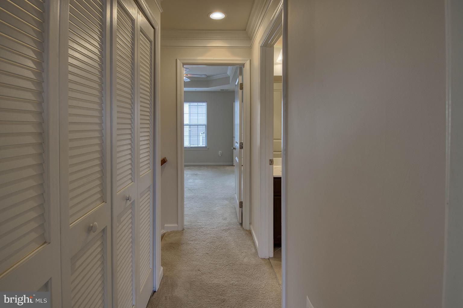 MARKET SQUARE - Residential Lease