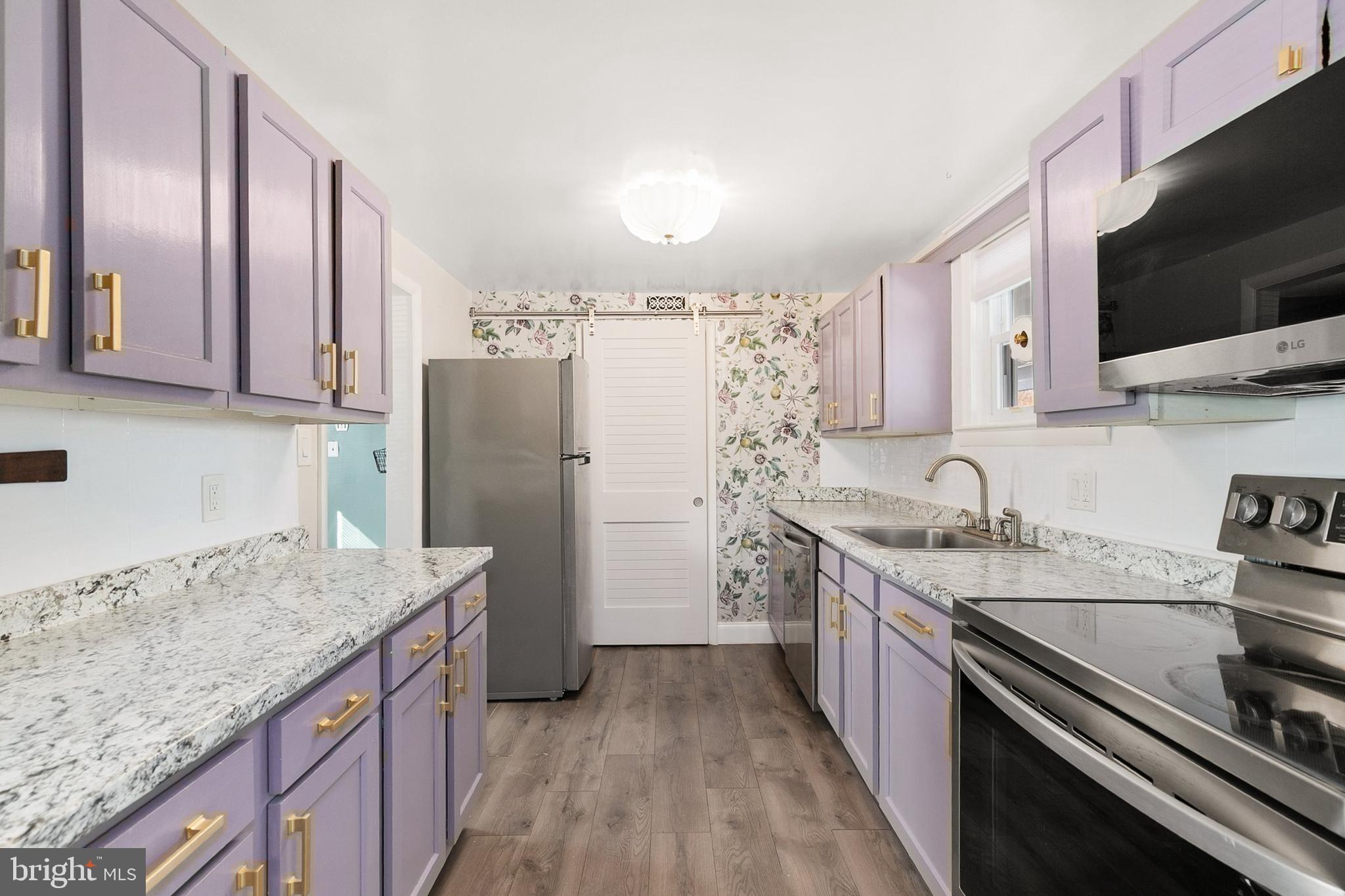 GREEN MEADOWS - Residential