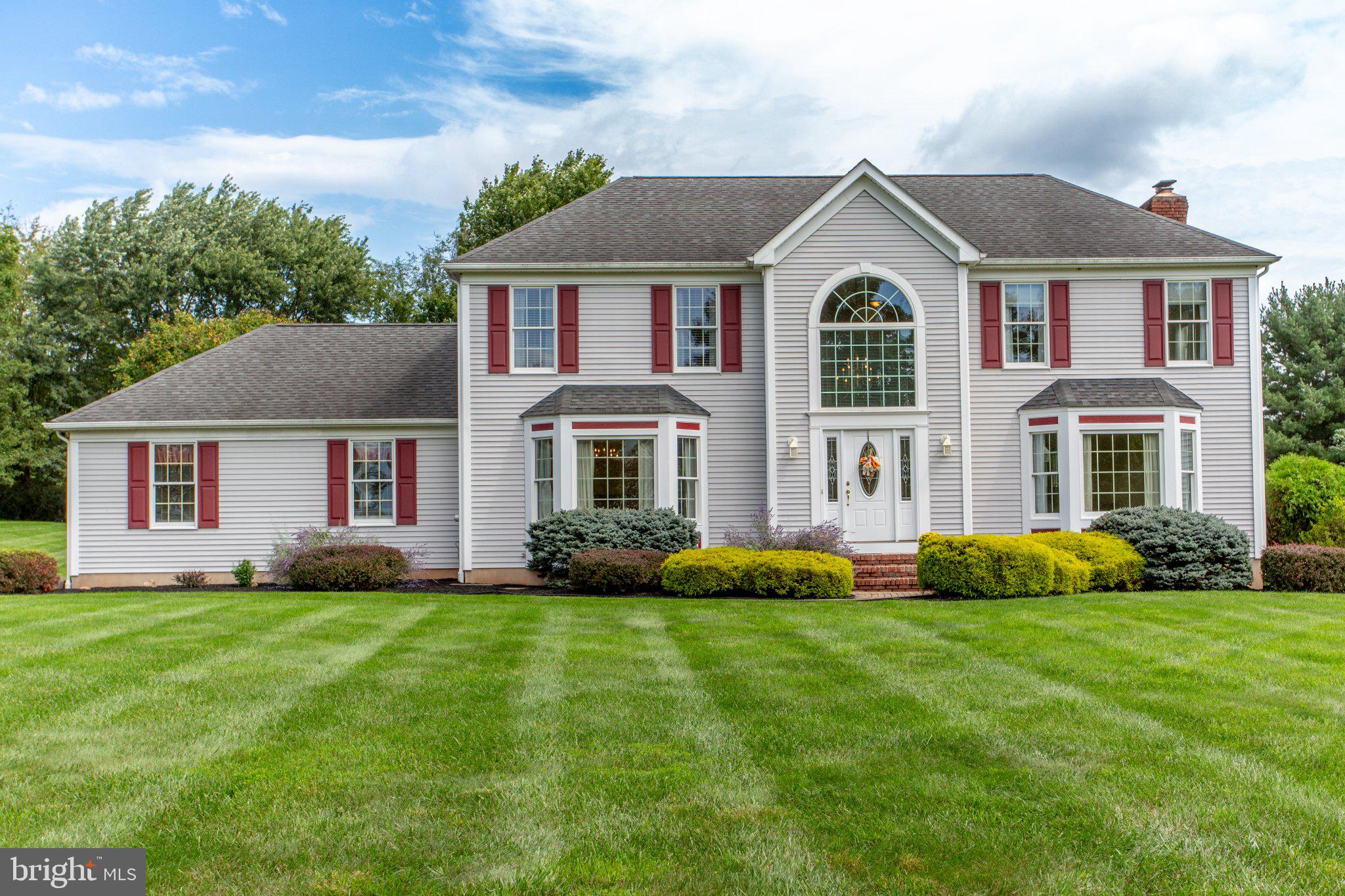 25 FARMHOUSE ROAD