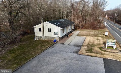 Tiny photo for 714 Harding Highway, CARNEYS POINT, NJ 08069 (MLS # NJSA2011798)