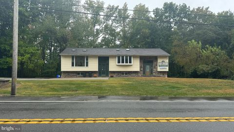 Photo of 714 Harding Highway, CARNEYS POINT, NJ 08069 (MLS # NJSA2011798)