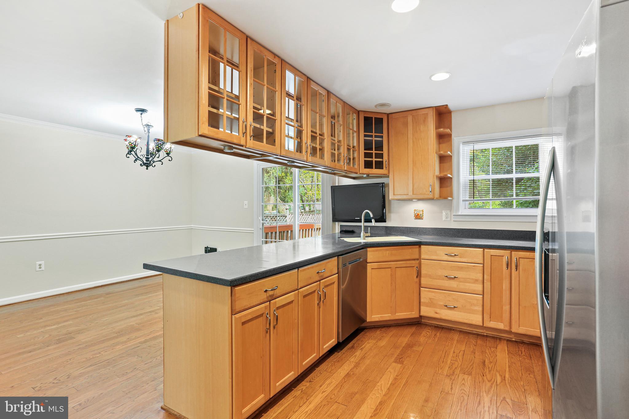 WOODLAND HILLS - Residential Lease