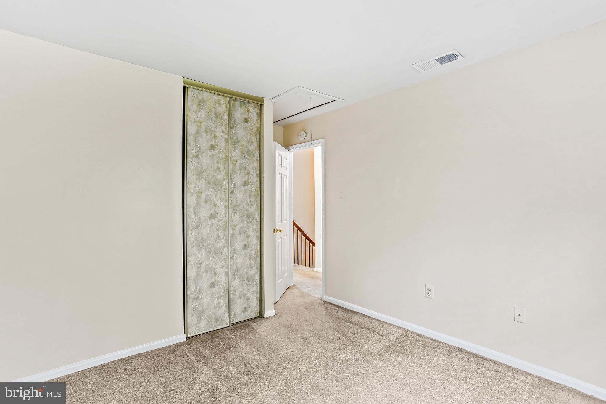 WOODLAND HILLS - Residential Lease