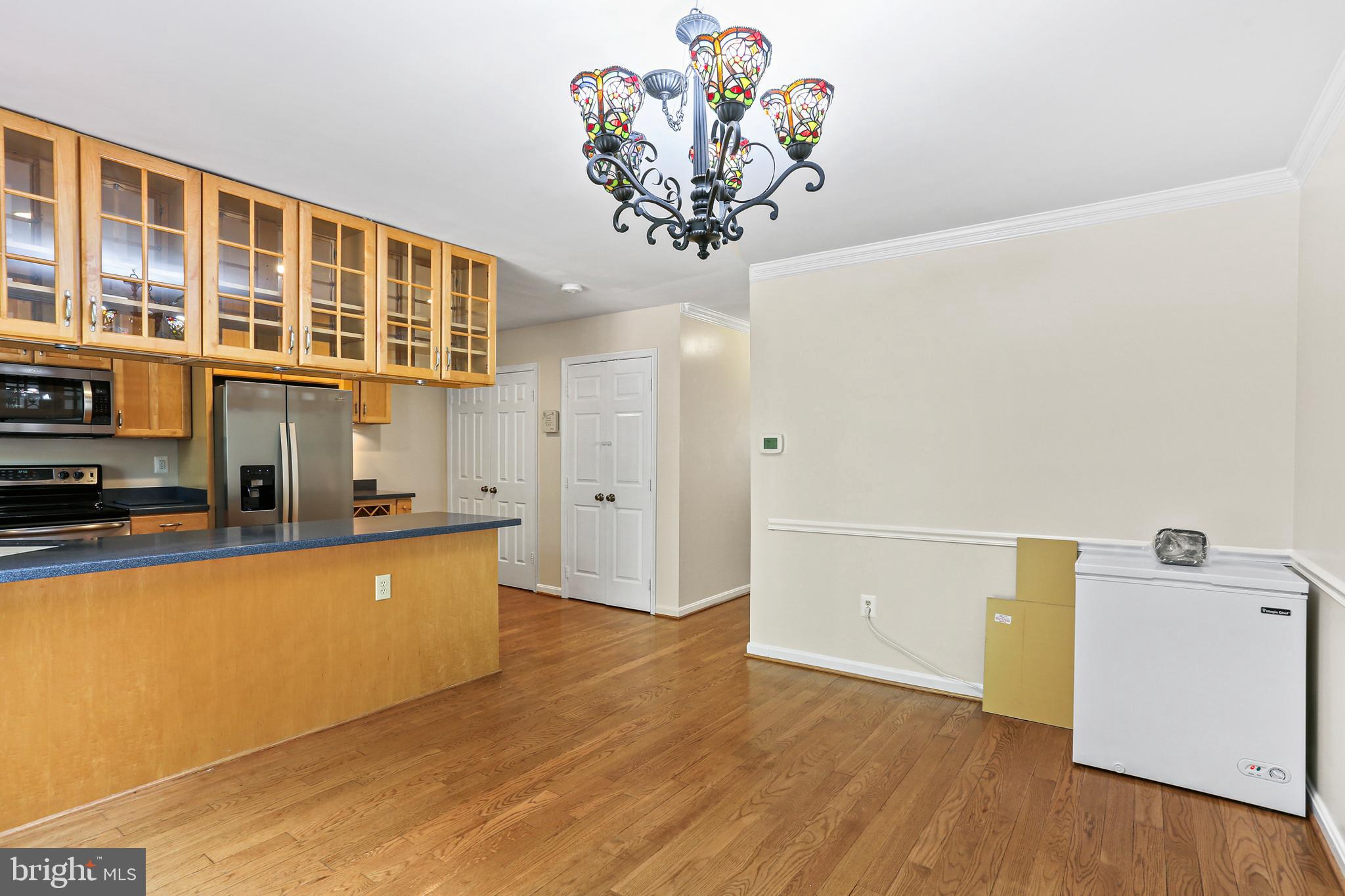 WOODLAND HILLS - Residential Lease