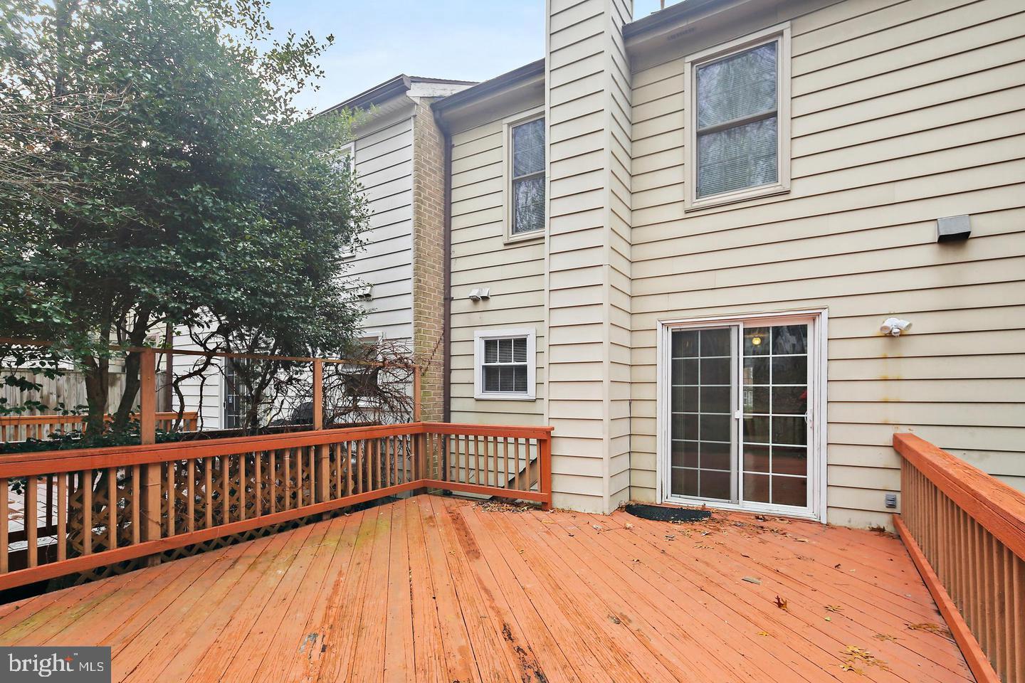 WOODLAND HILLS - Residential Lease