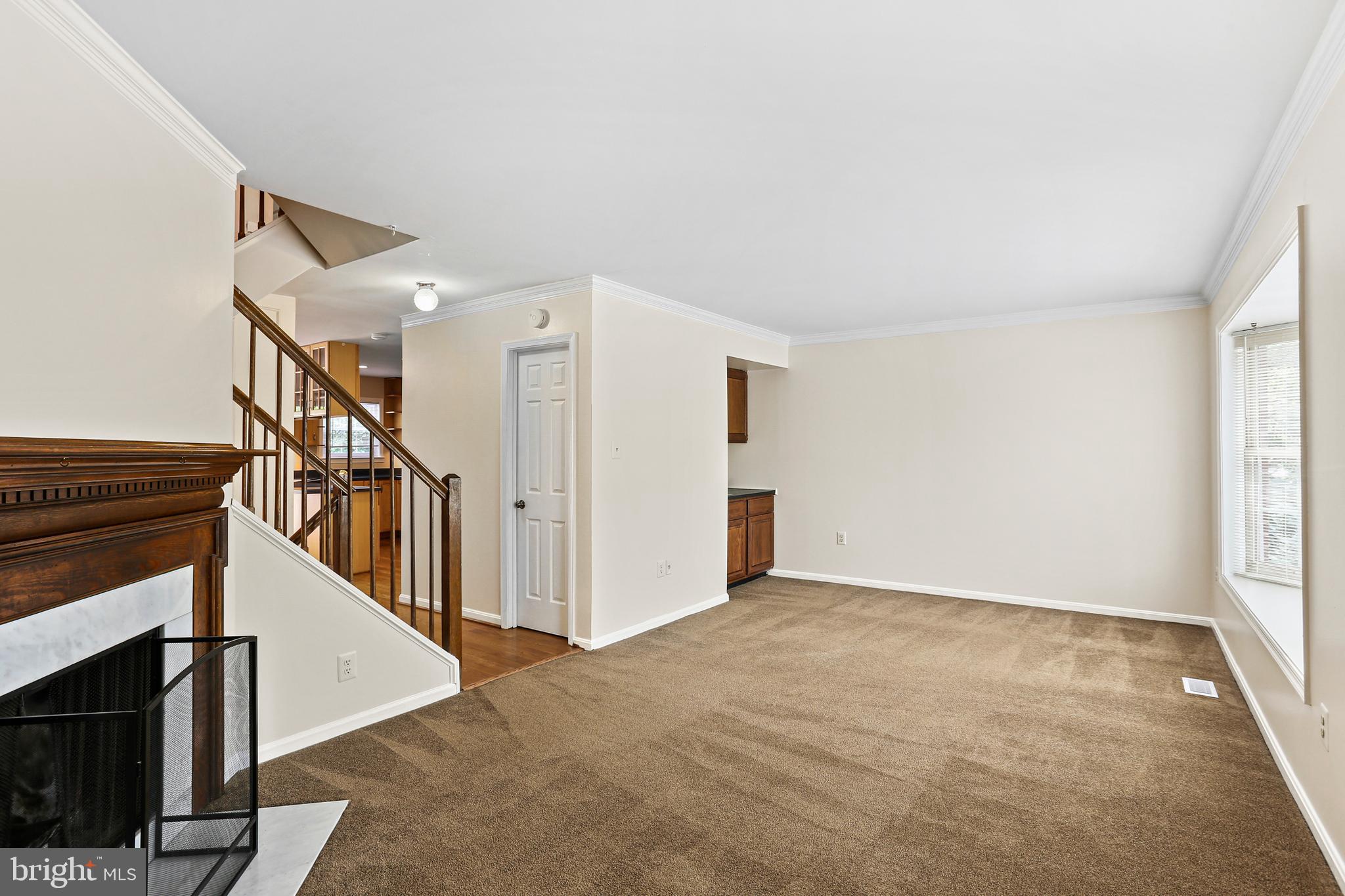 WOODLAND HILLS - Residential Lease