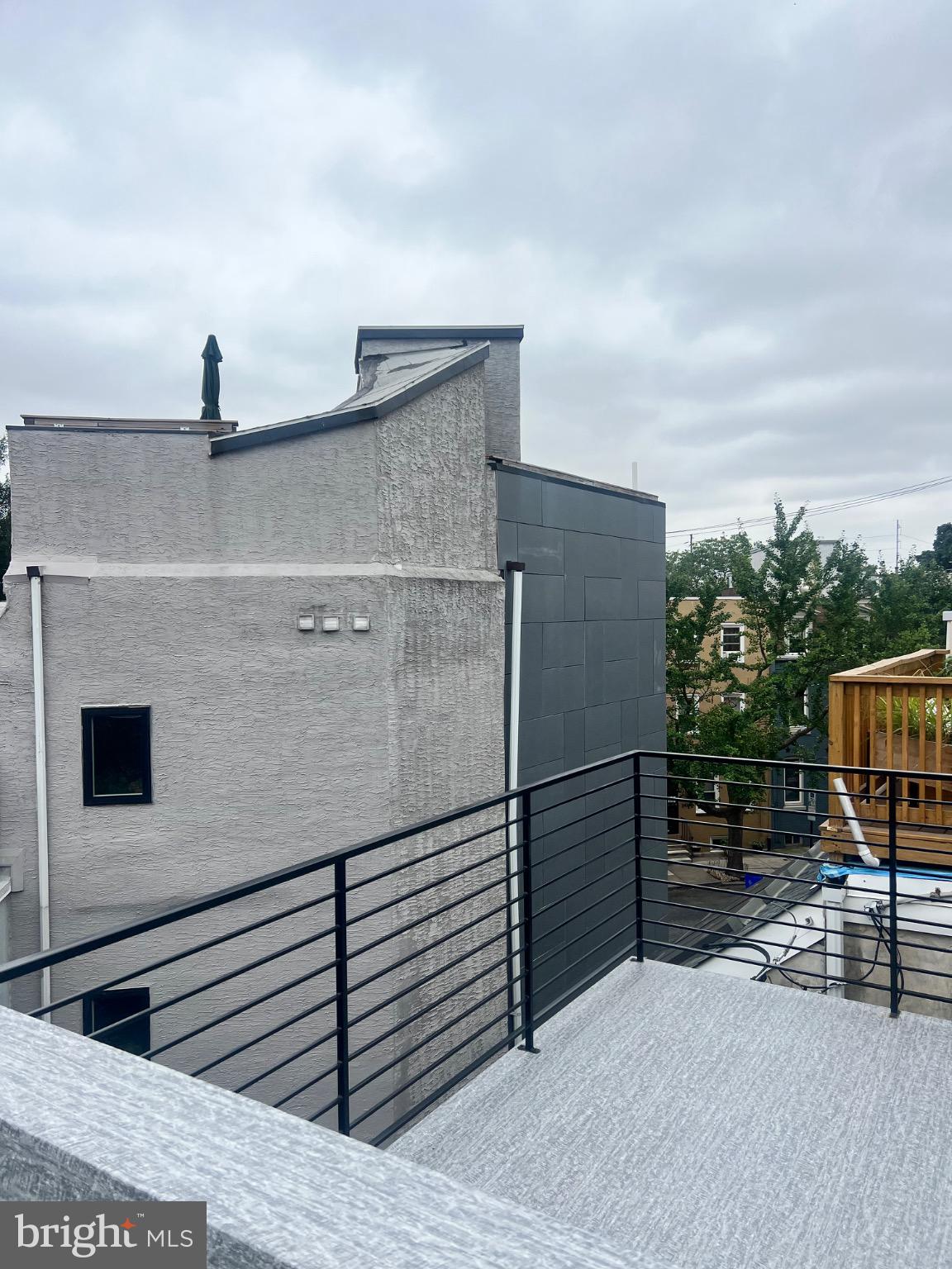 GRADUATE HOSPITAL - Residential