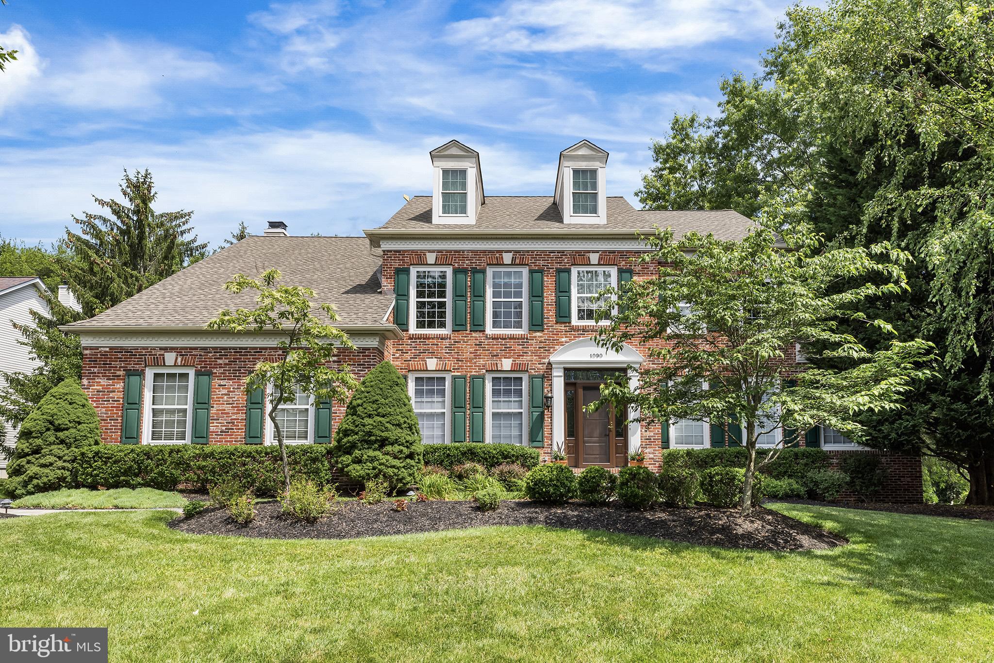 1090 BANCROFT