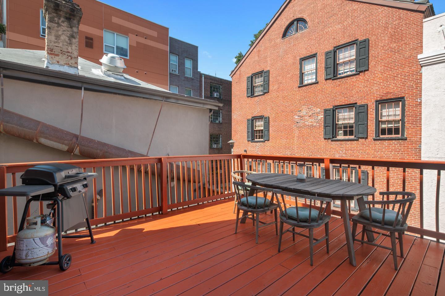 WASHINGTON SQ WEST - Residential