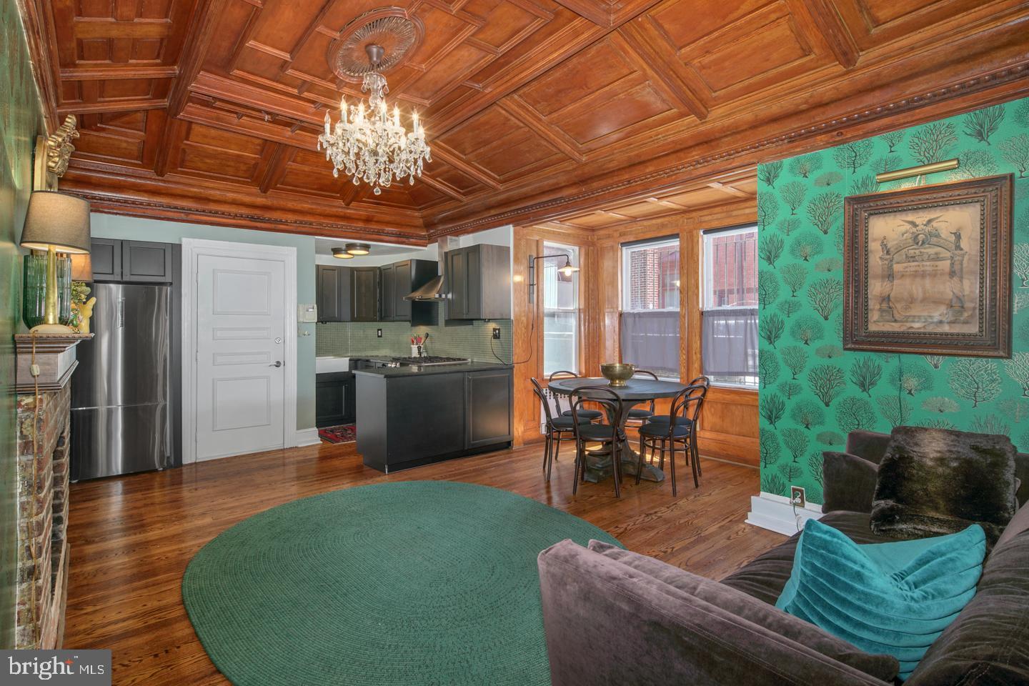 1215 SPRUCE STREET 00 202