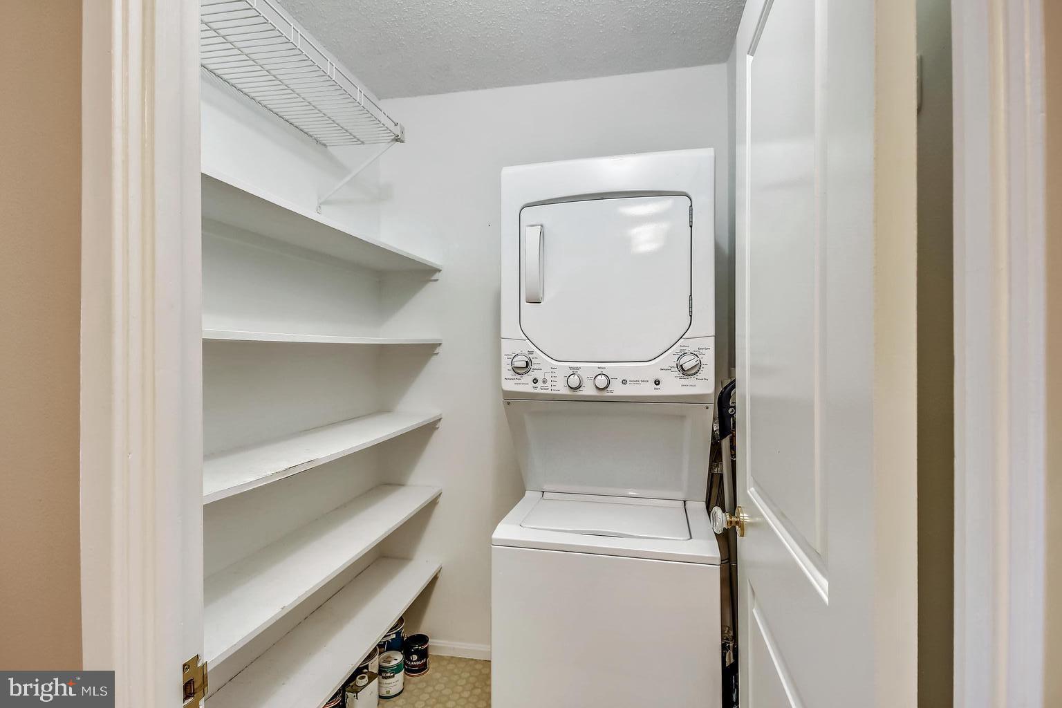 MONTEBELLO - Residential Lease