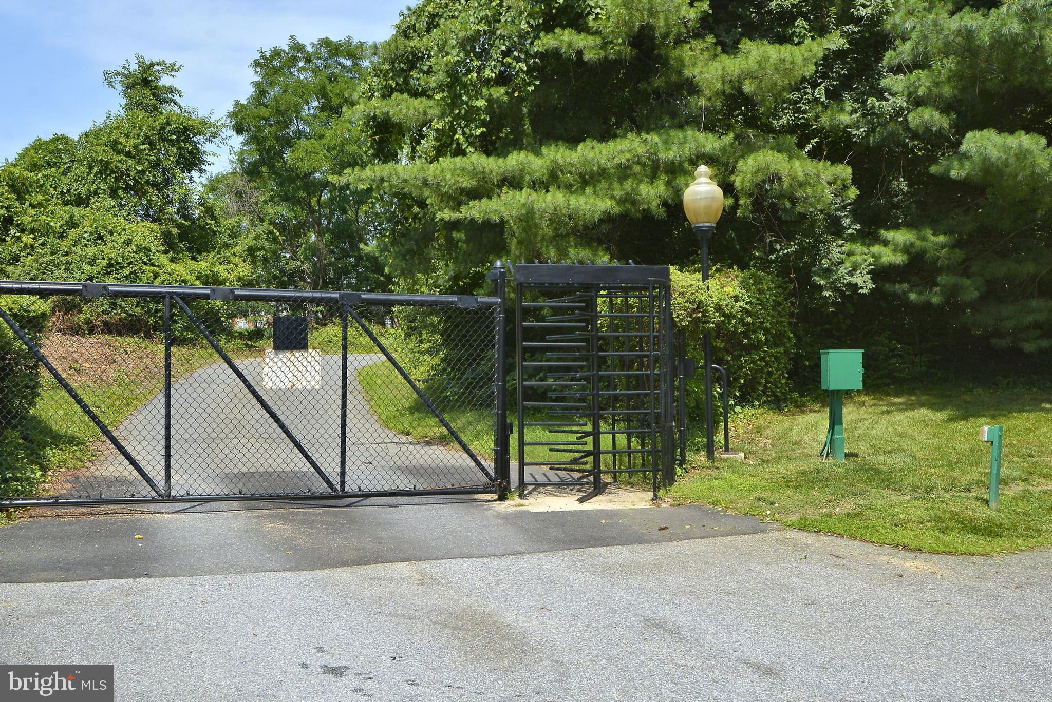 MONTEBELLO - Residential Lease