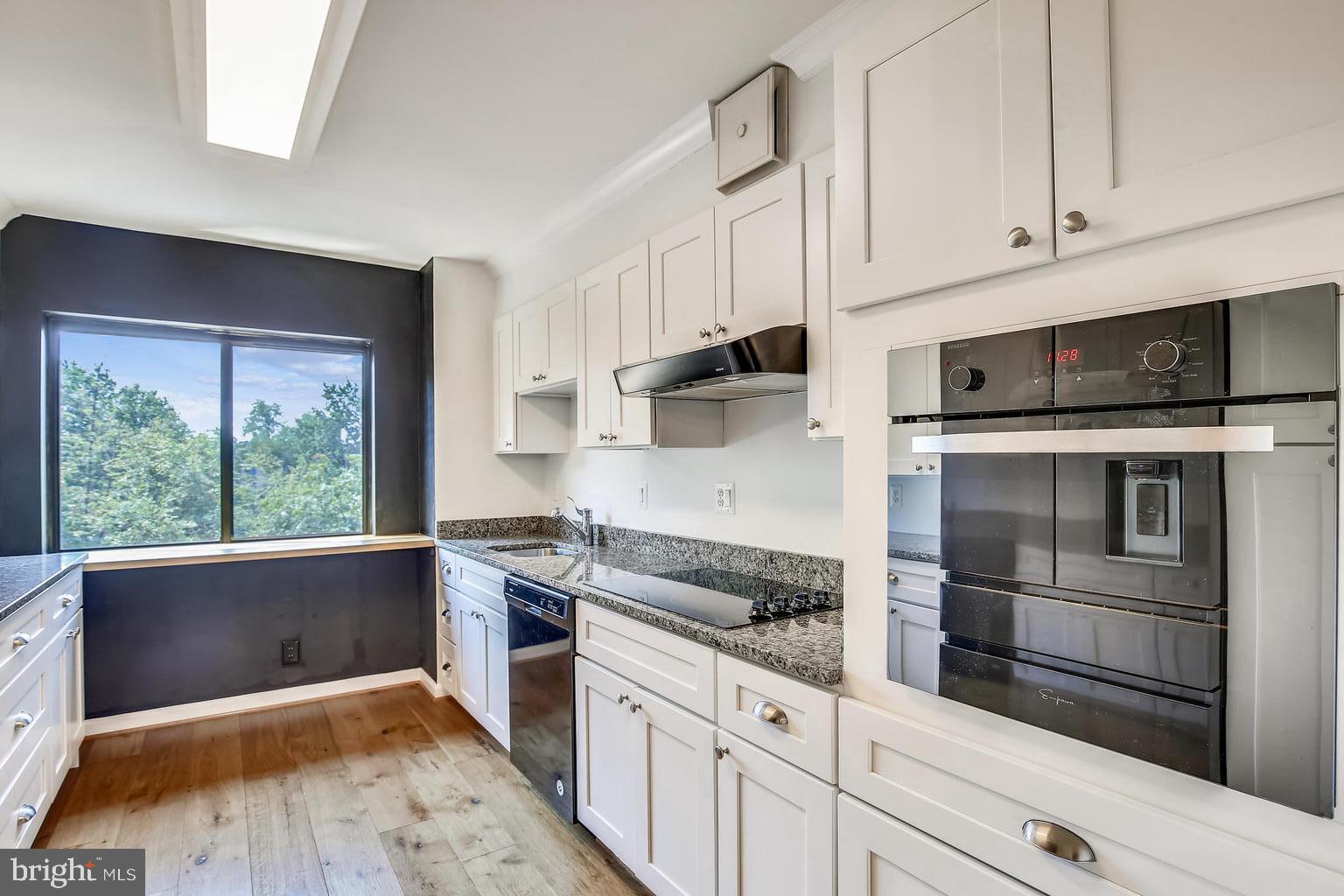 MONTEBELLO - Residential Lease