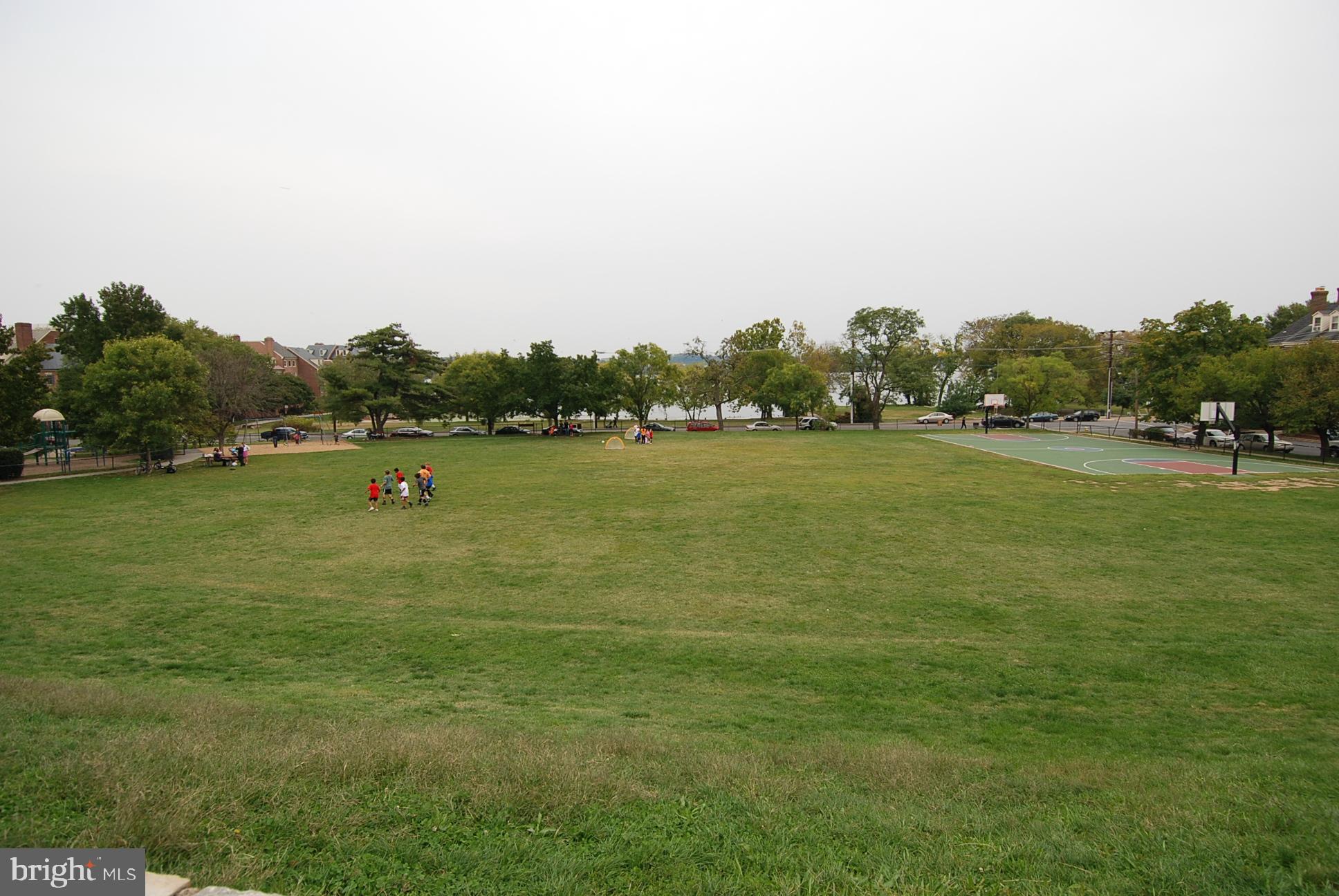 MONTEBELLO - Residential Lease