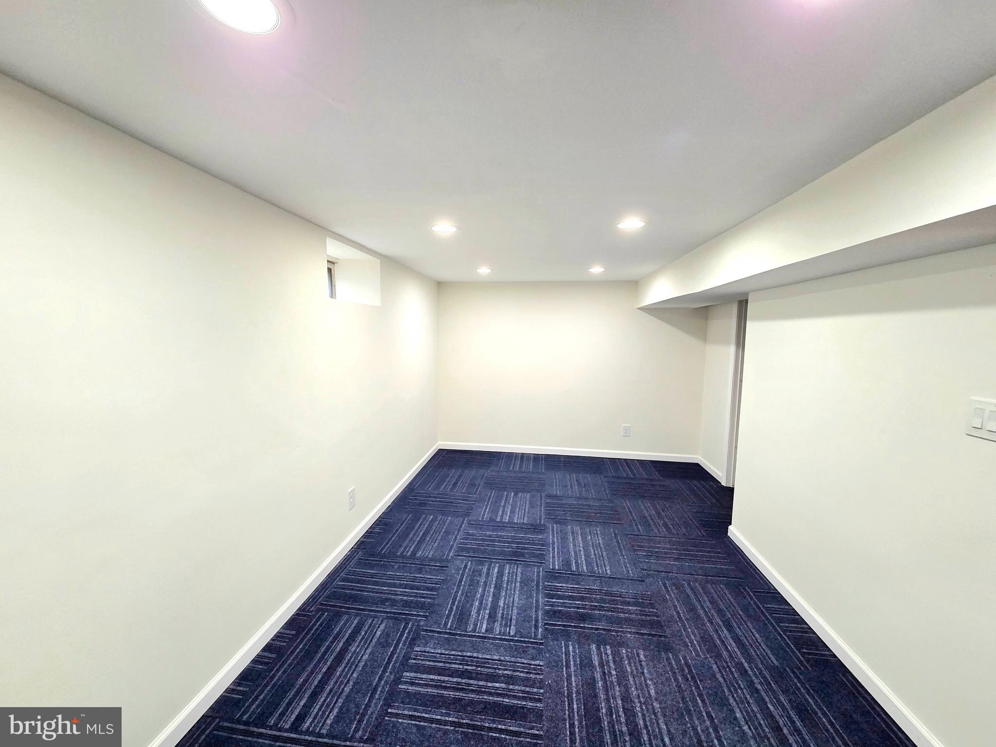 BROOKLYN PARK - Residential Lease