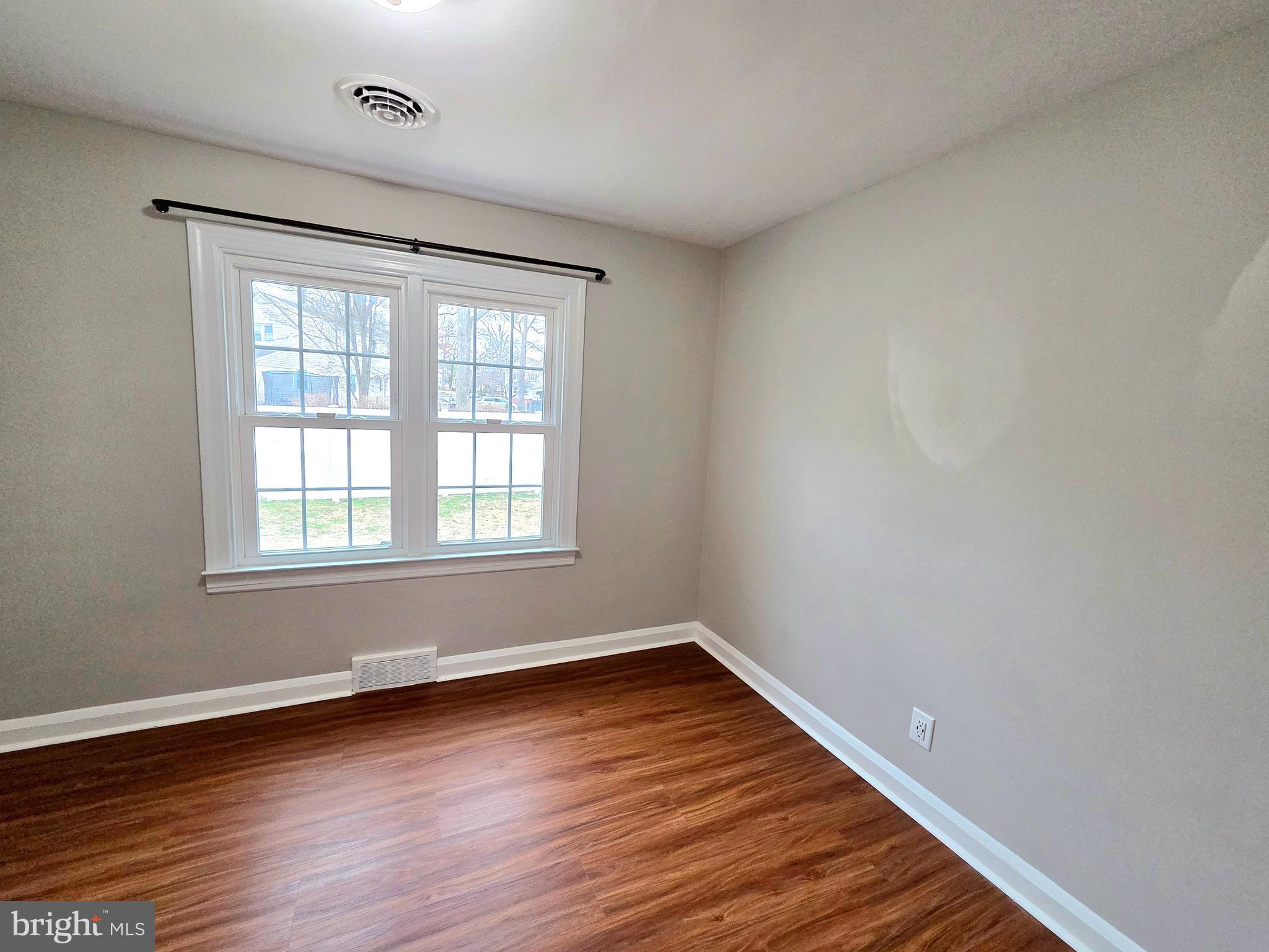 BROOKLYN PARK - Residential Lease