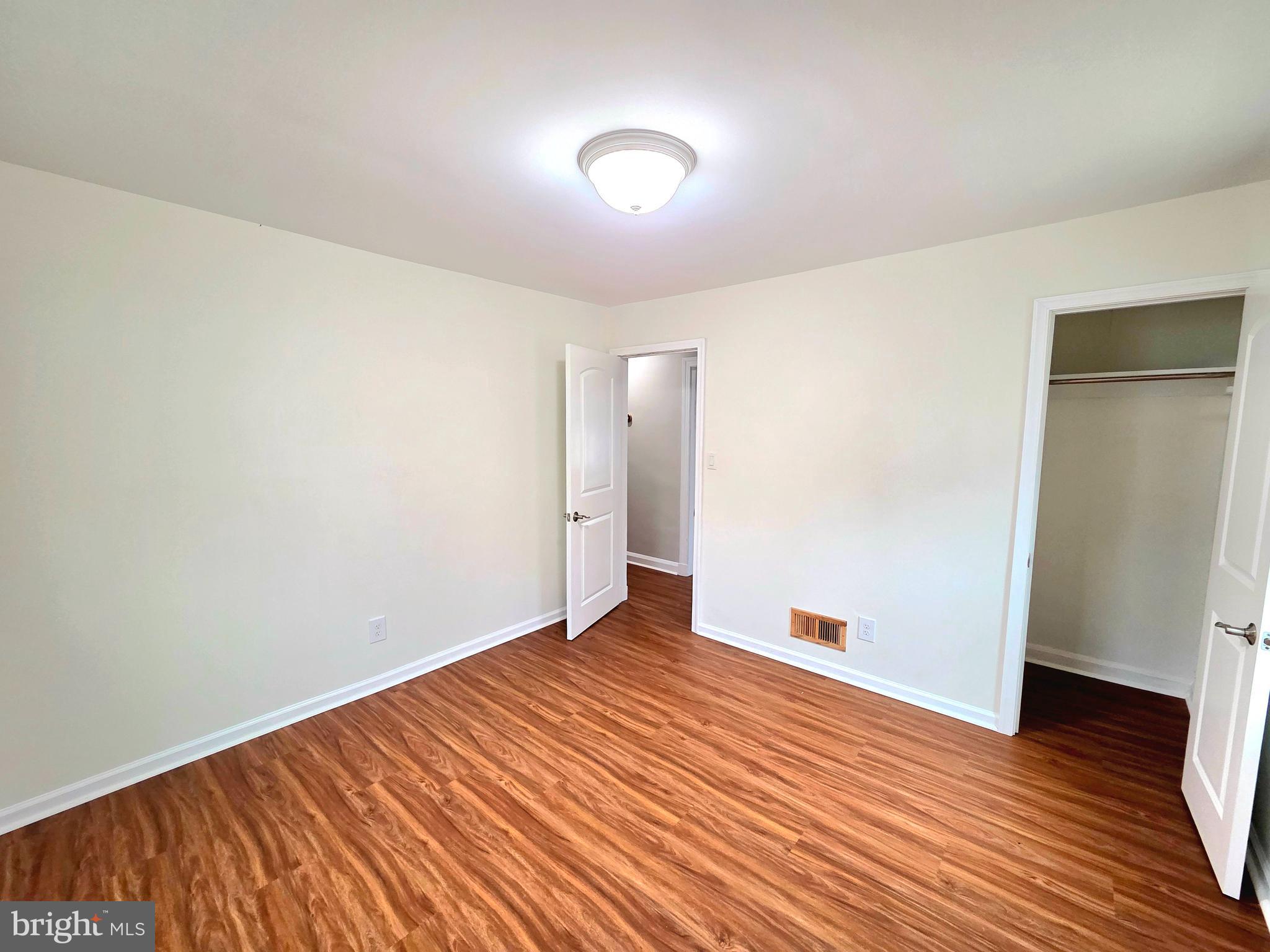 BROOKLYN PARK - Residential Lease