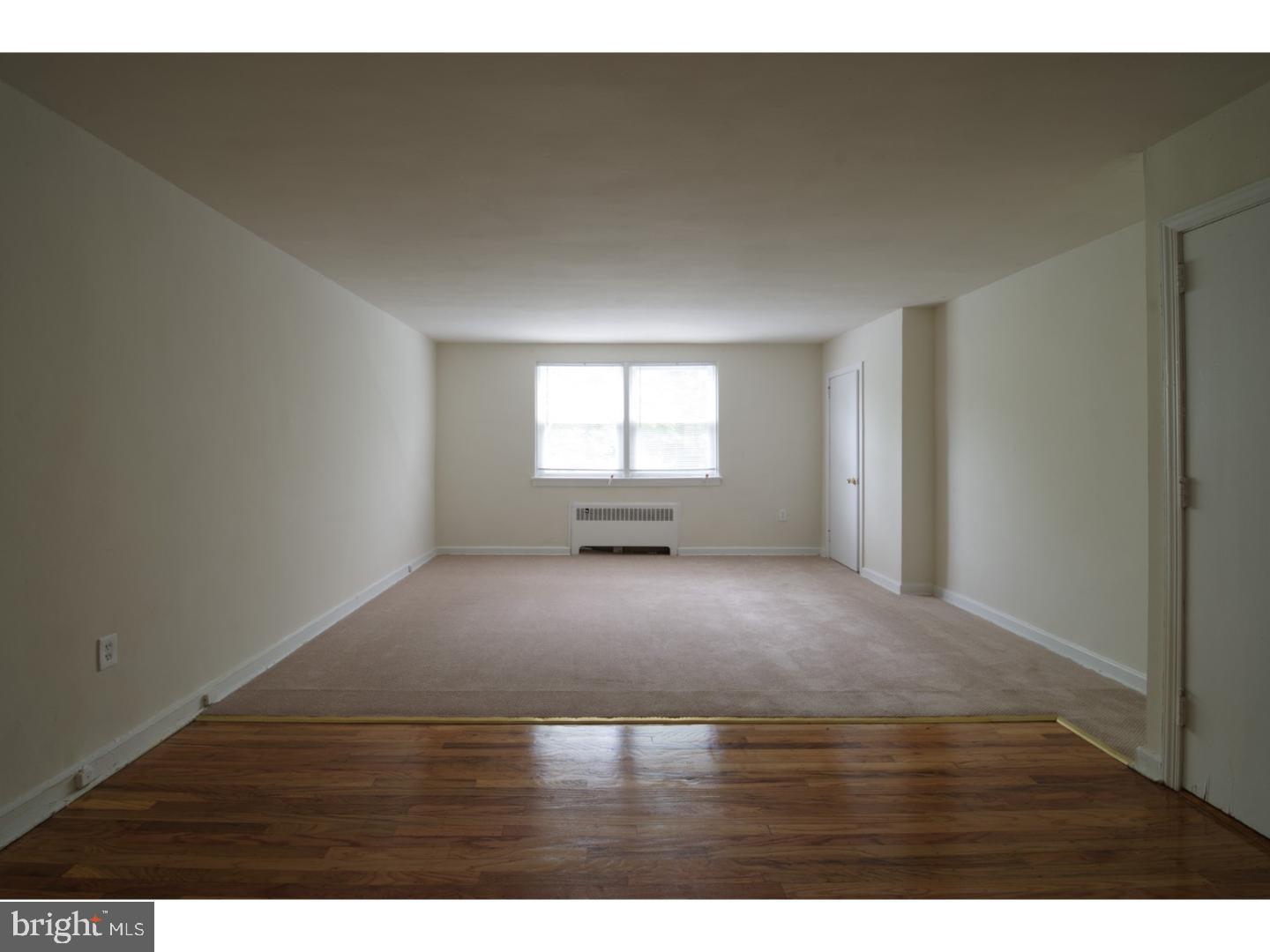 EAST OAK LANE - Residential Lease