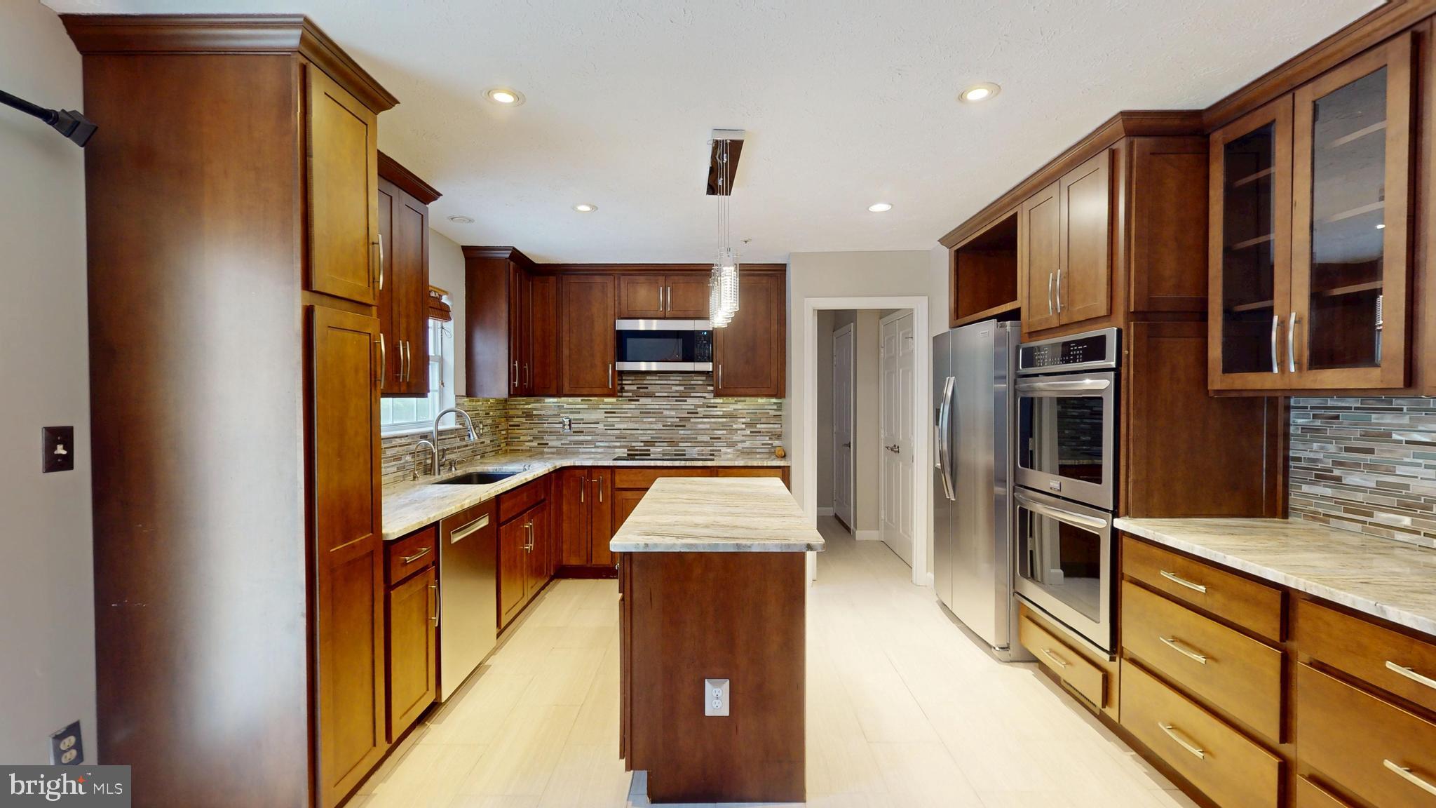 PERRYWOOD - Residential