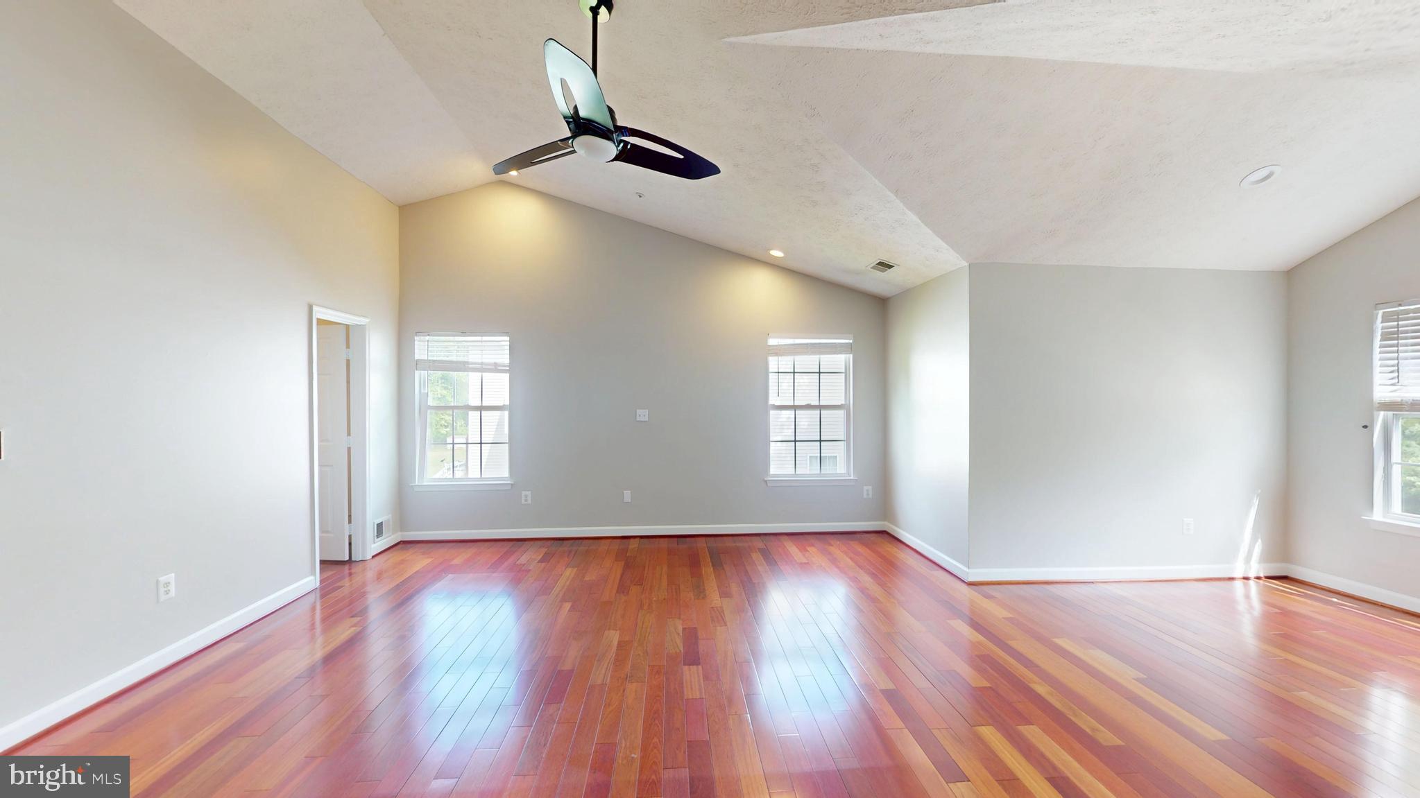 PERRYWOOD - Residential