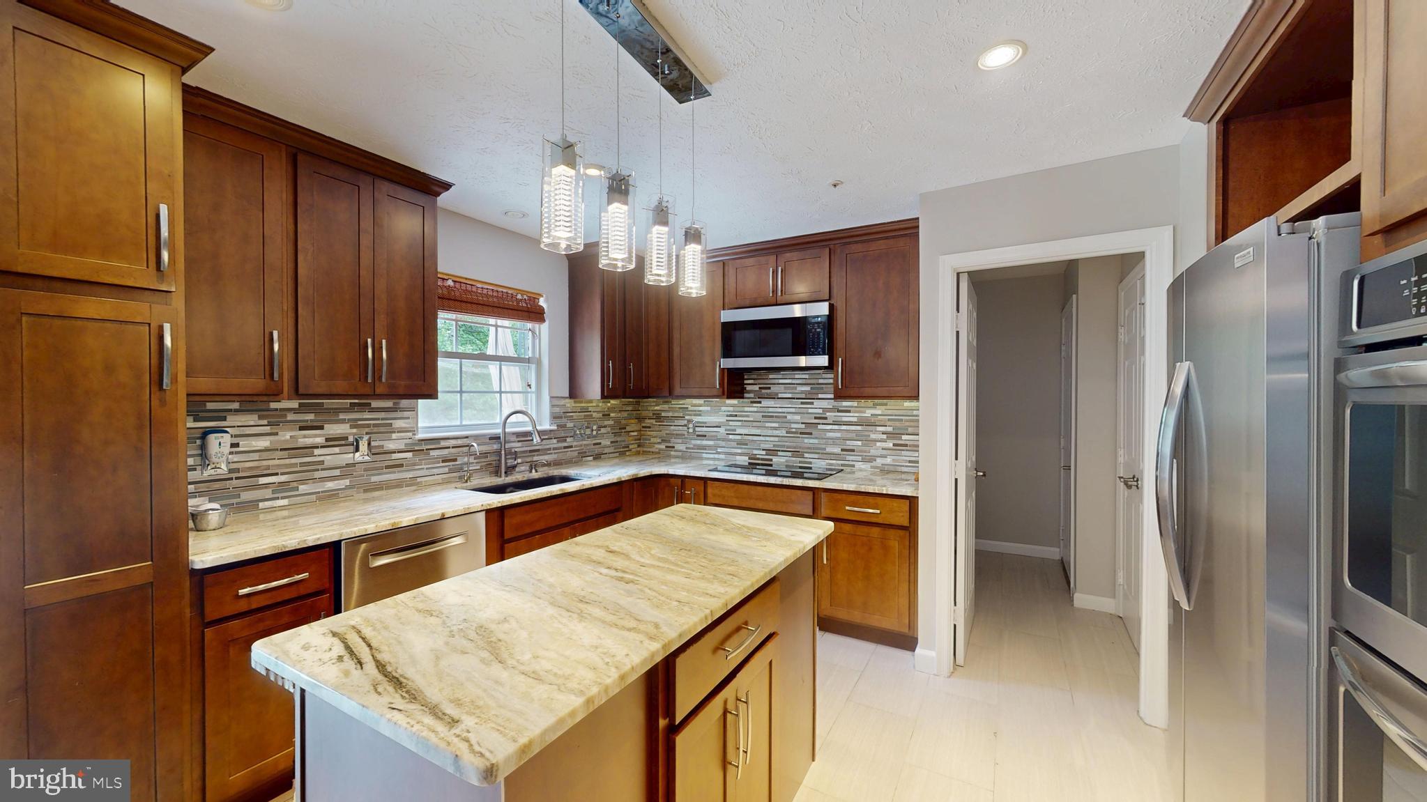 PERRYWOOD - Residential