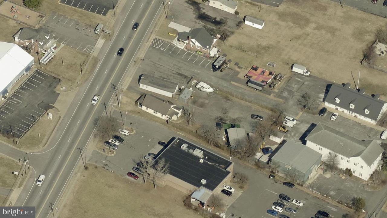 17935-17939 MAIN STREET