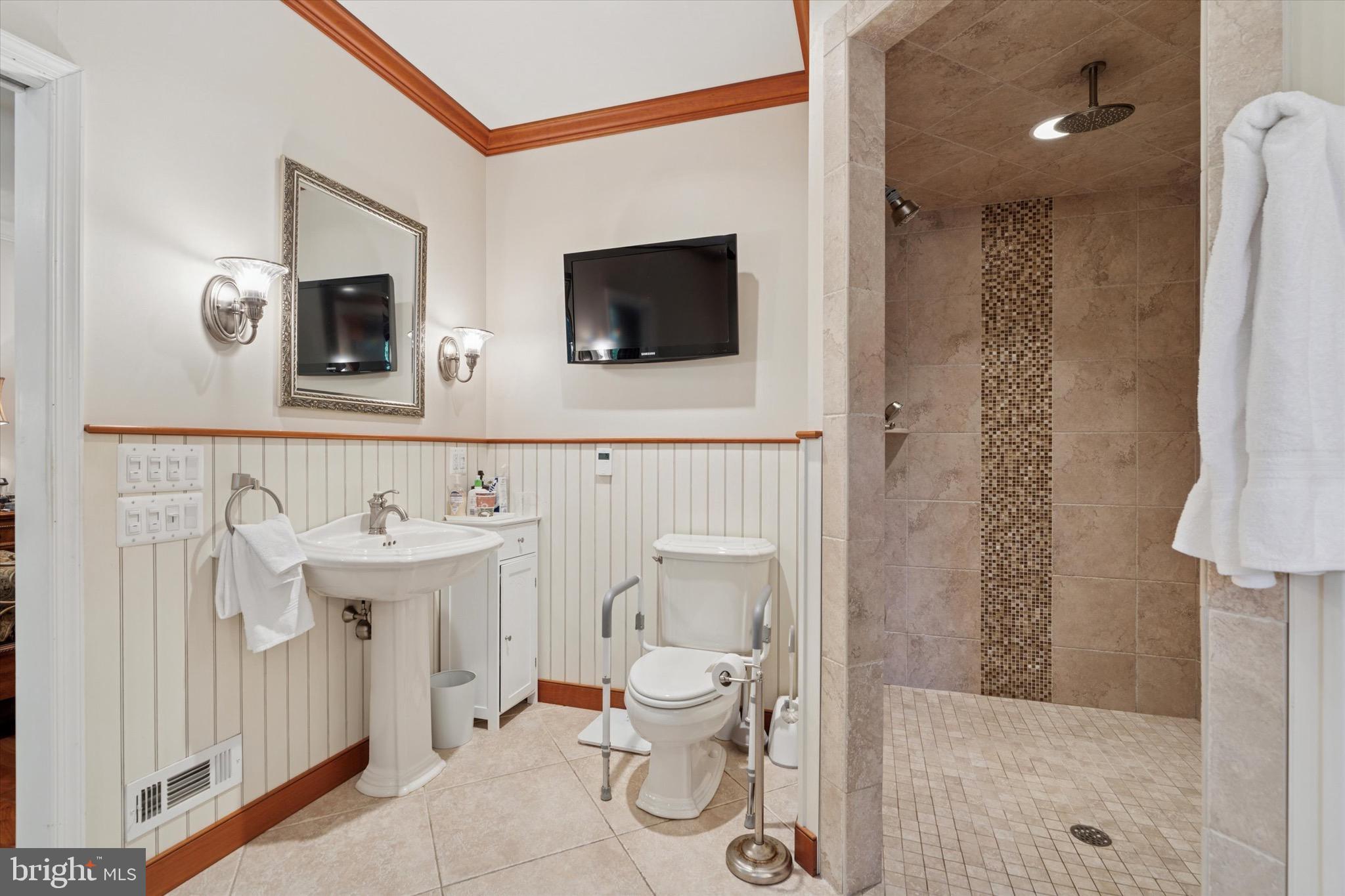 HERSHEYS MILL - Residential