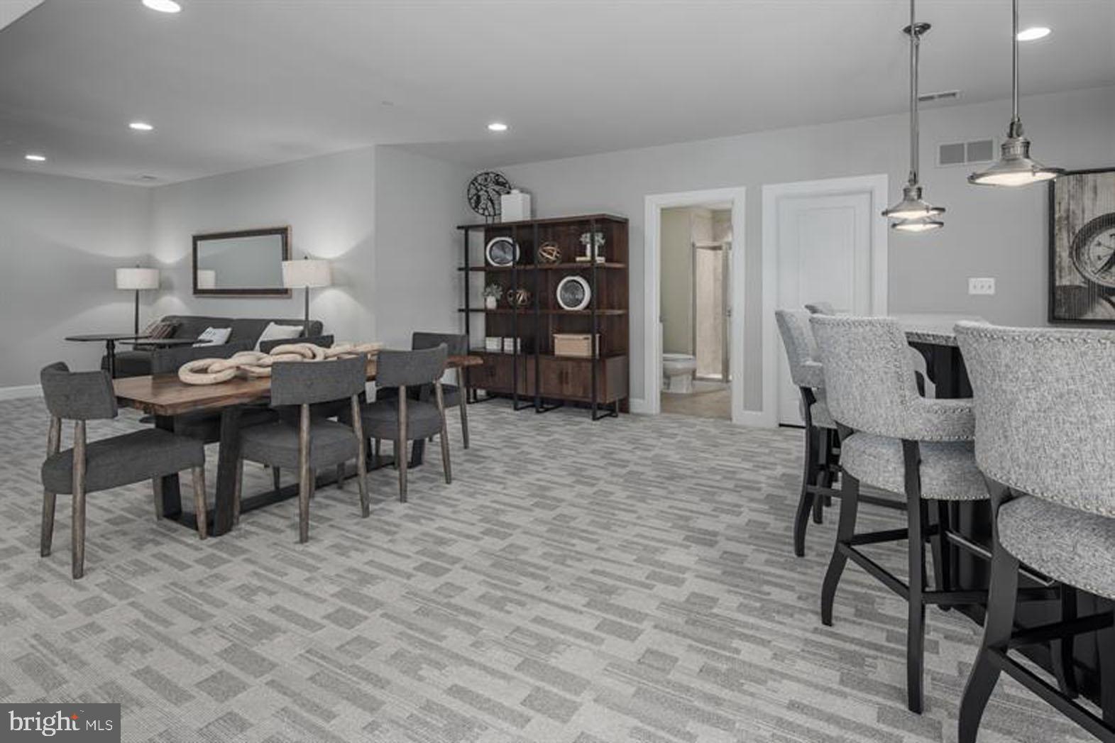 WESTMOUNT - Residential