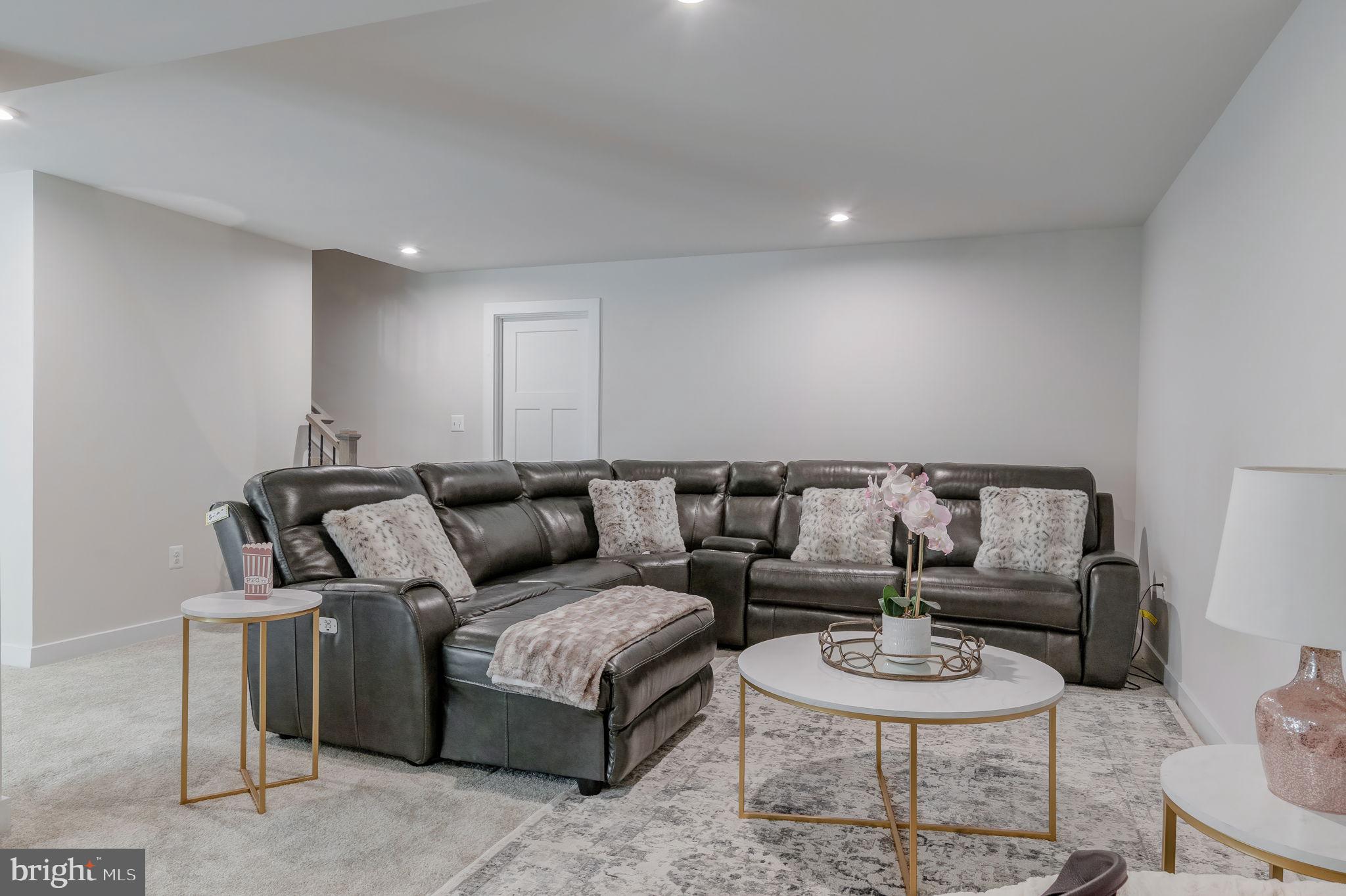 FAWN LAKE - Residential