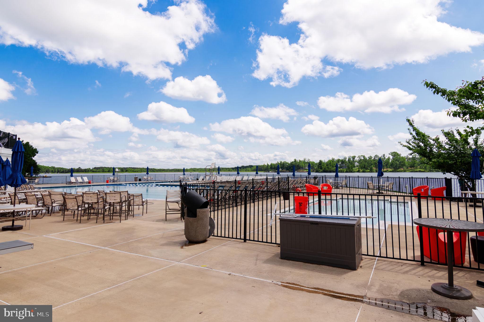 FAWN LAKE - Residential