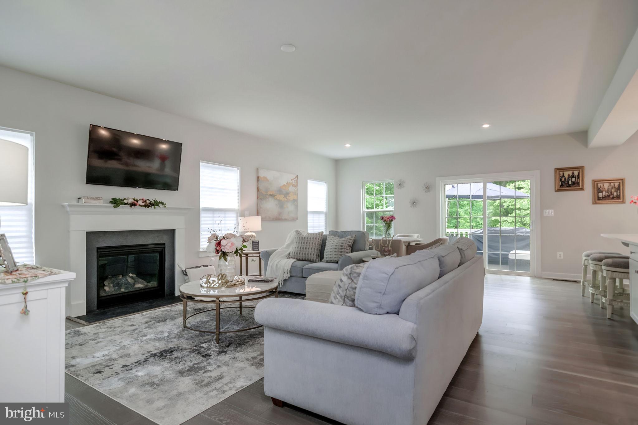 FAWN LAKE - Residential