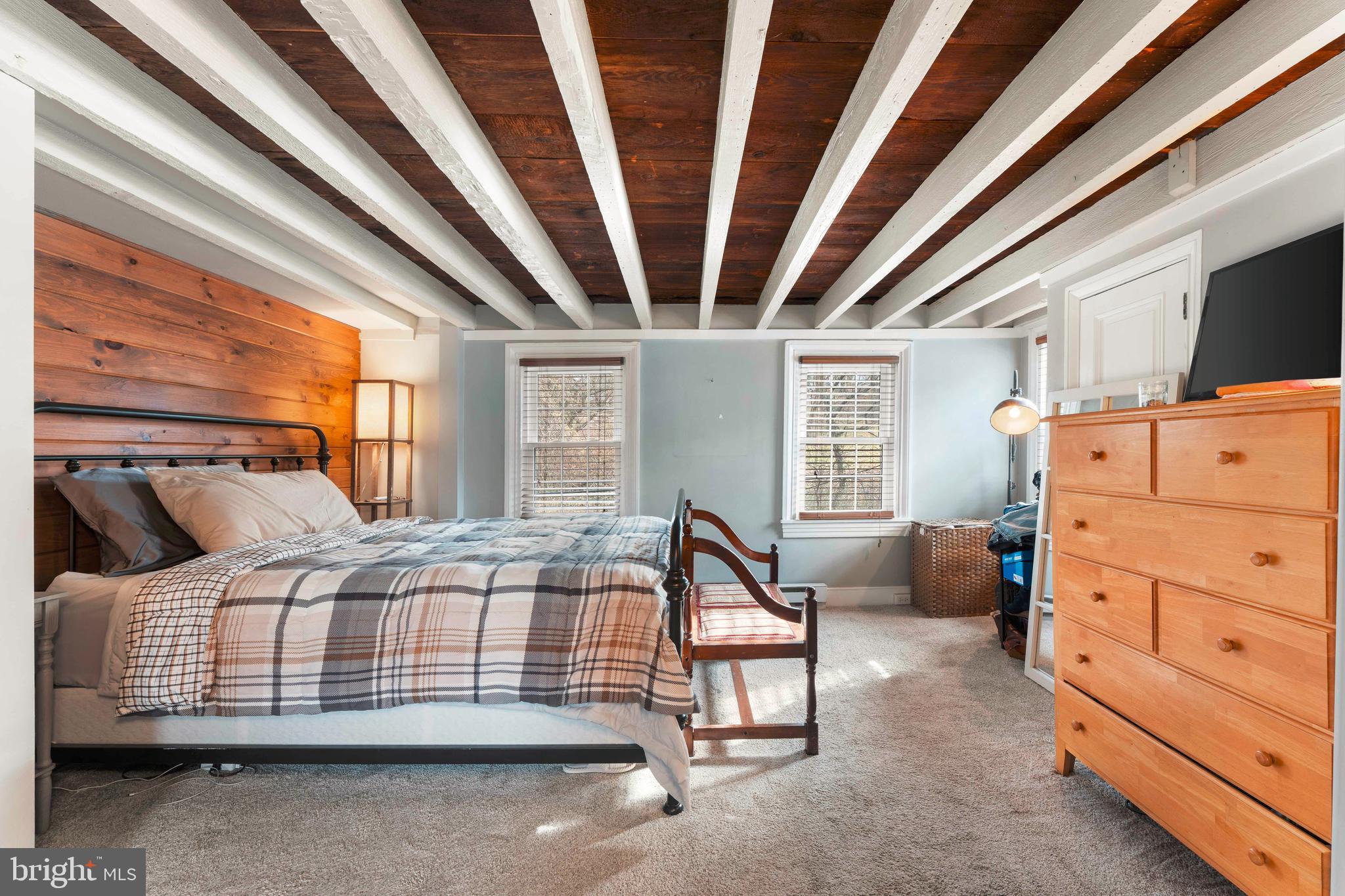 NEWPORTVILLE - Residential