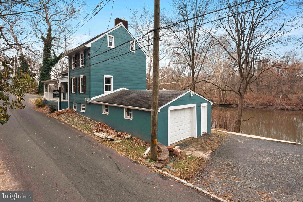 Photo of 4005 Lower Road, LEVITTOWN, PA 19056 (MLS # PABU2110526)