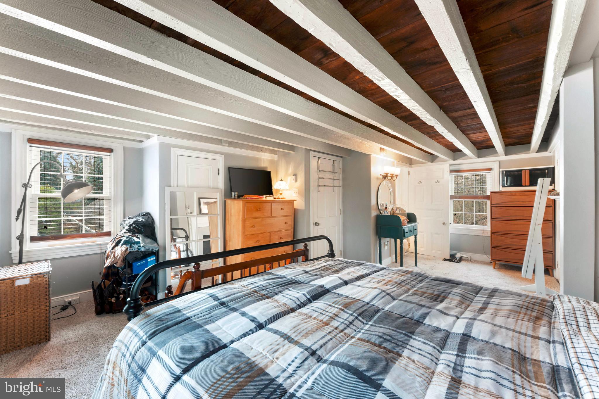 NEWPORTVILLE - Residential