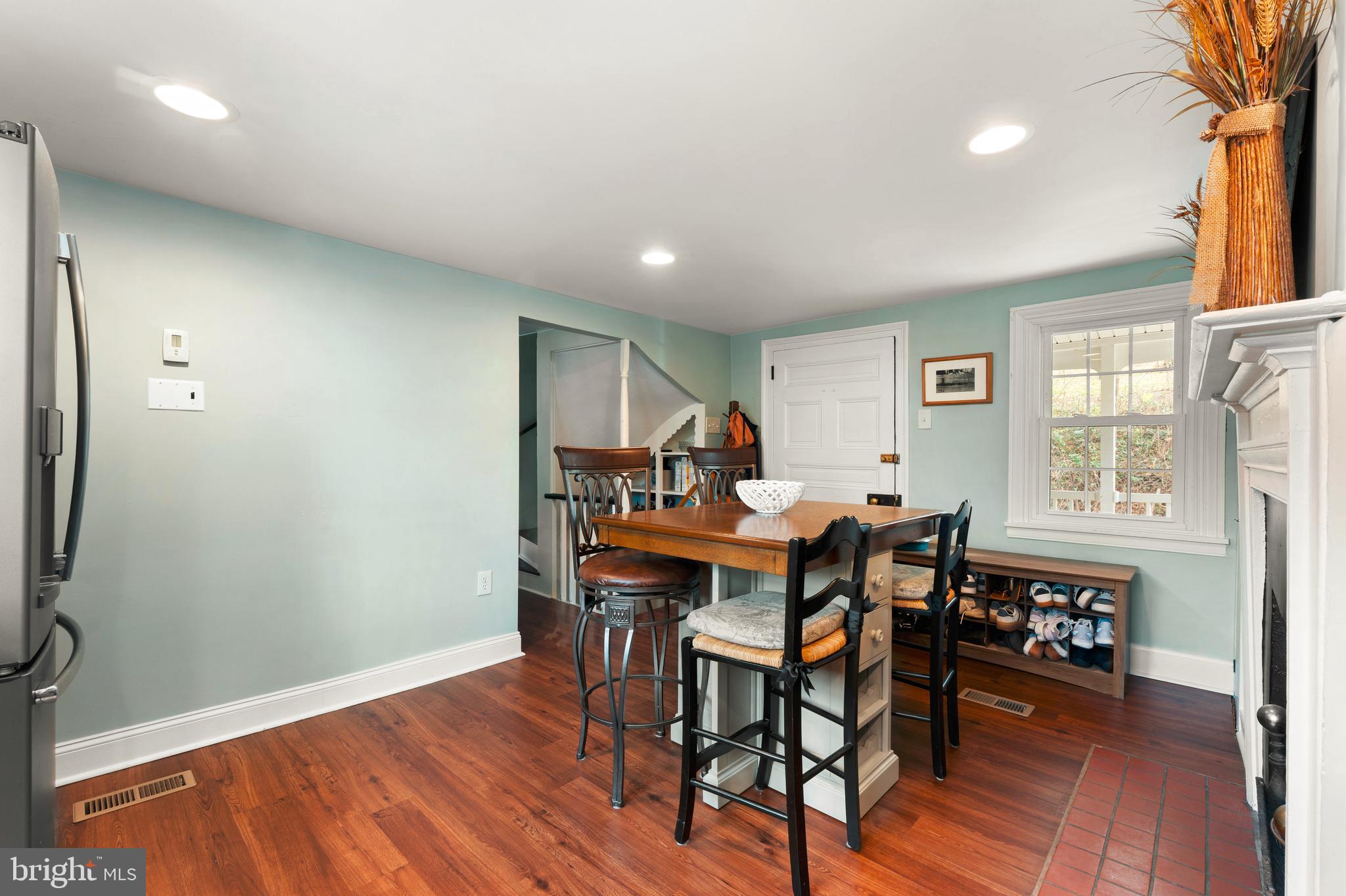 NEWPORTVILLE - Residential