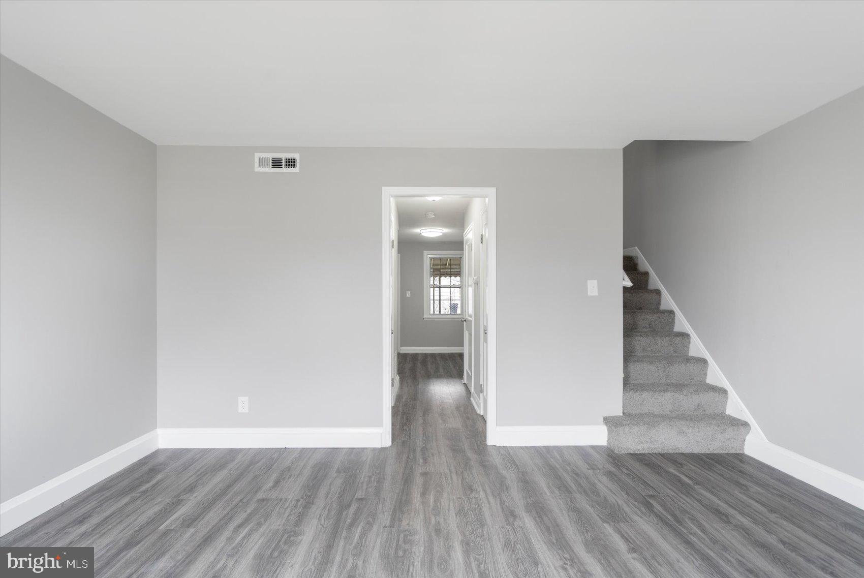 EASTFIELD - Residential