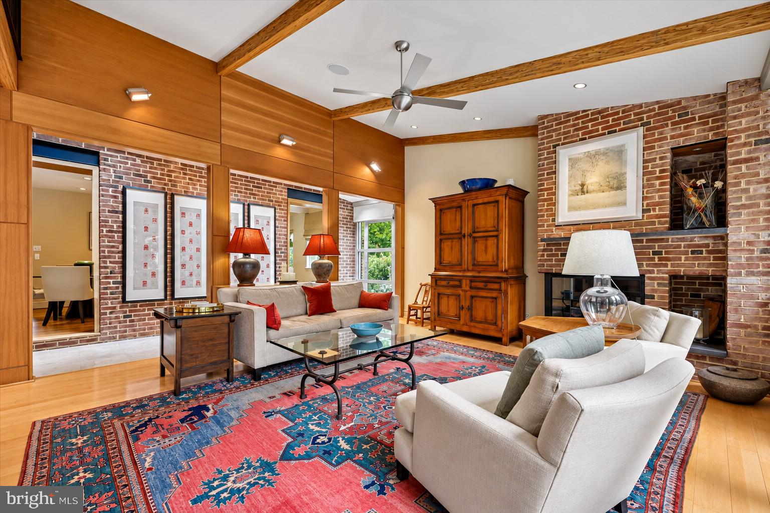 1212 WOODSIDE PARKWAY