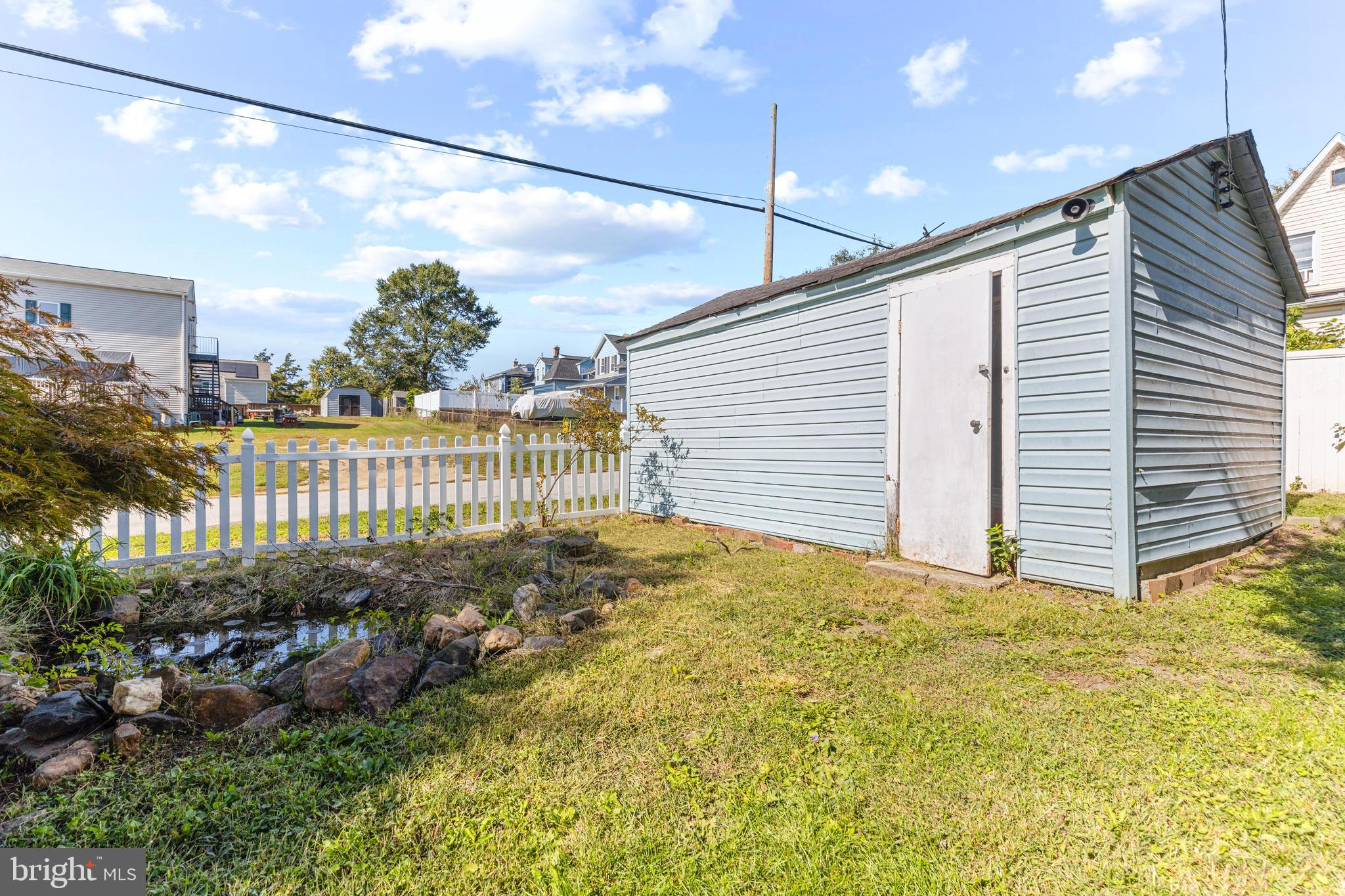 LANDSDOWNE - Residential