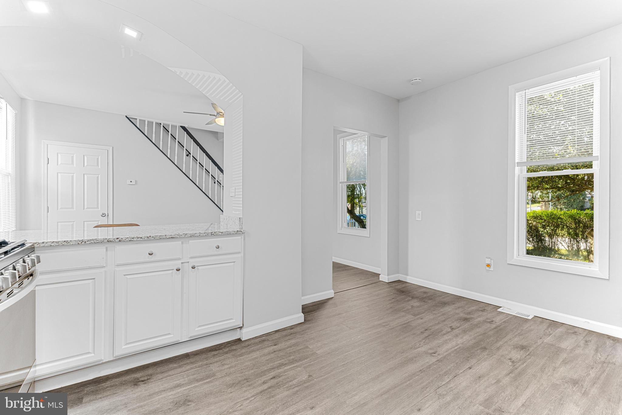 LANDSDOWNE - Residential