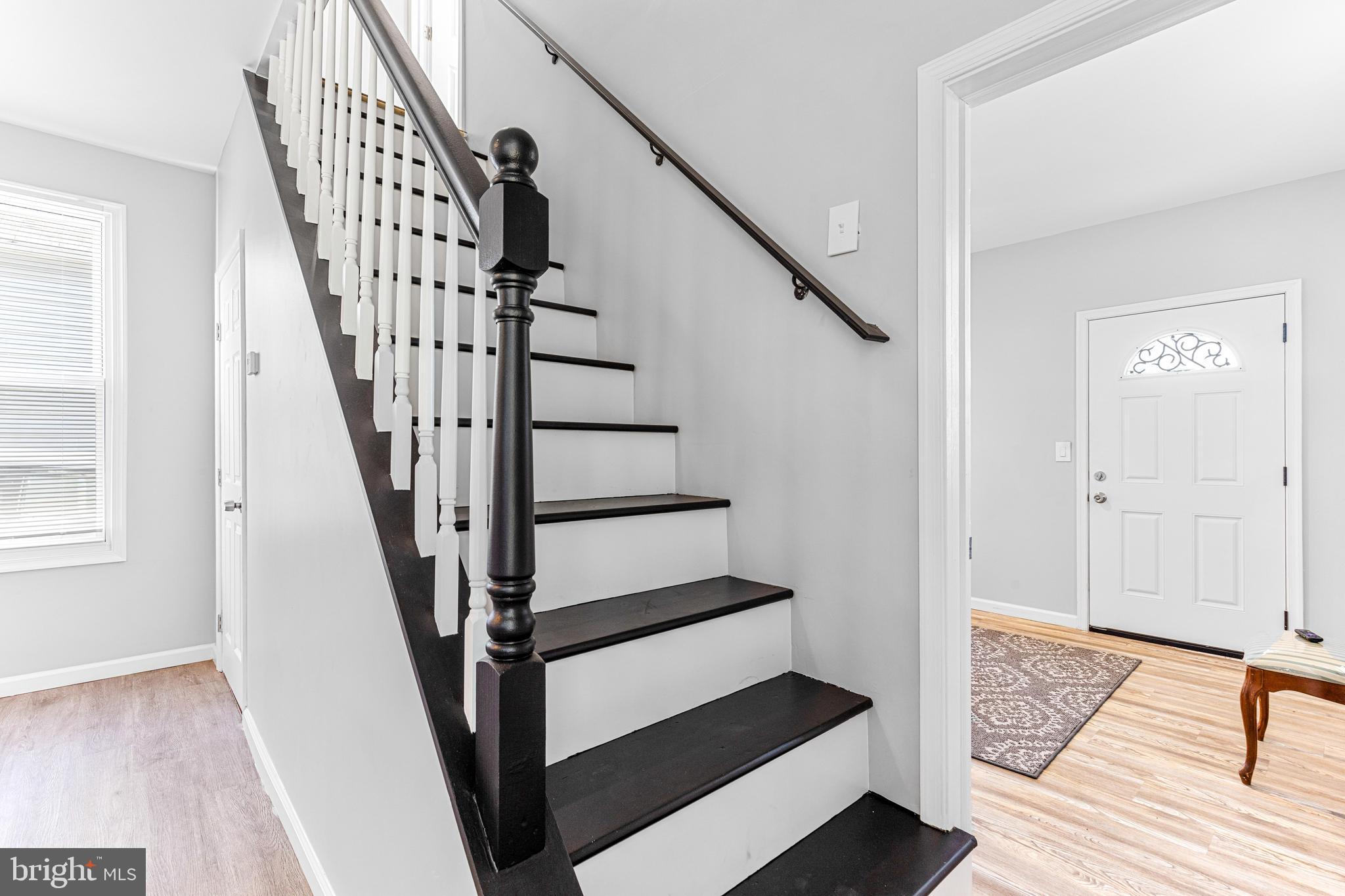 LANDSDOWNE - Residential