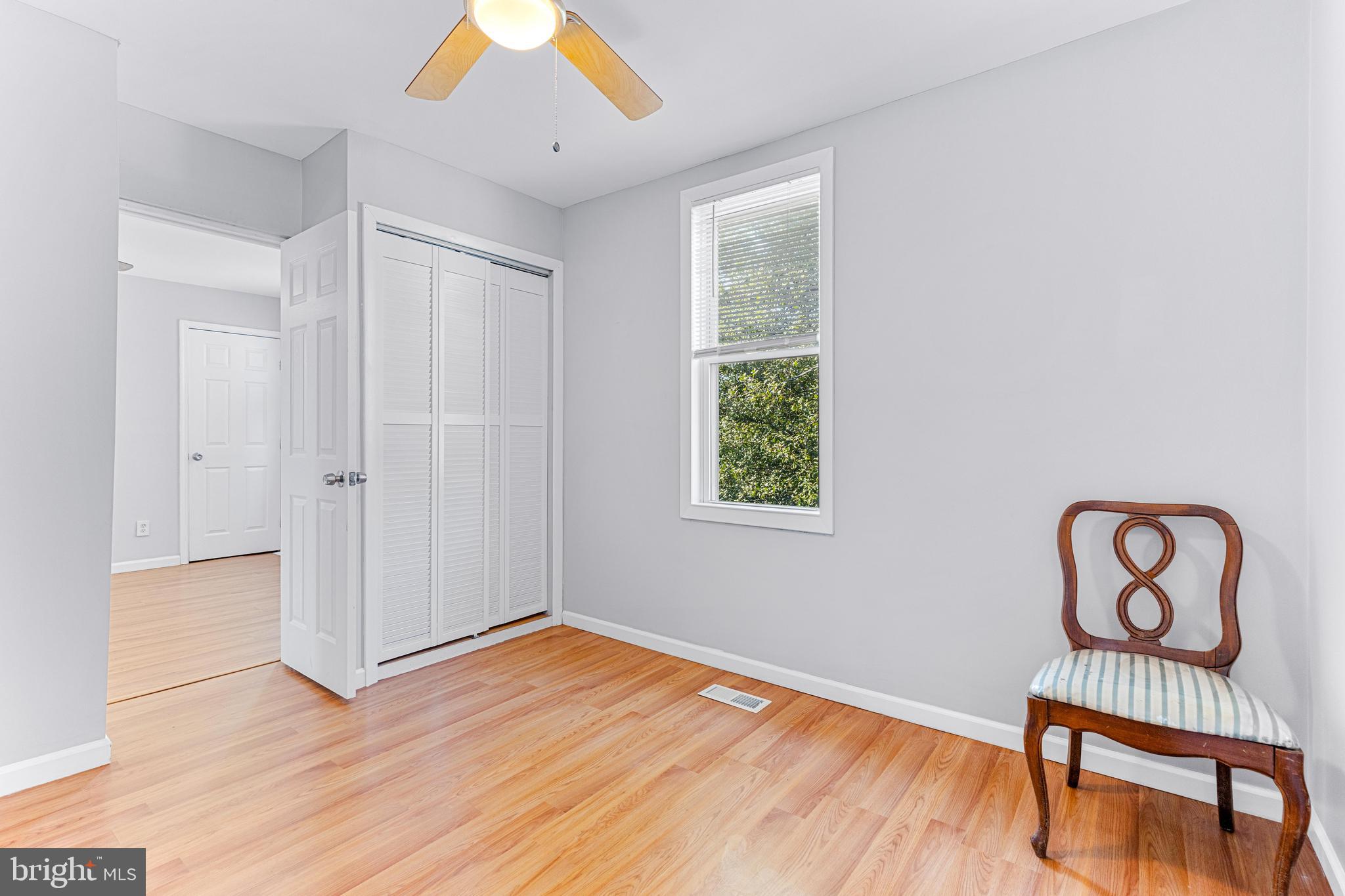 LANDSDOWNE - Residential