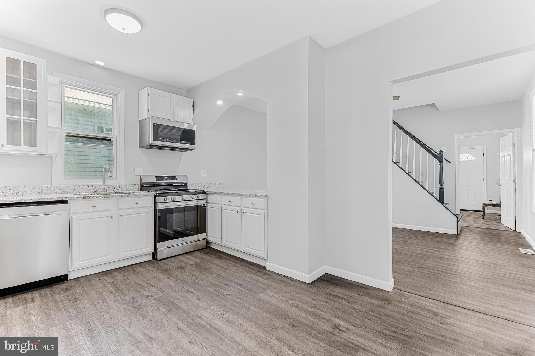 LANDSDOWNE - Residential