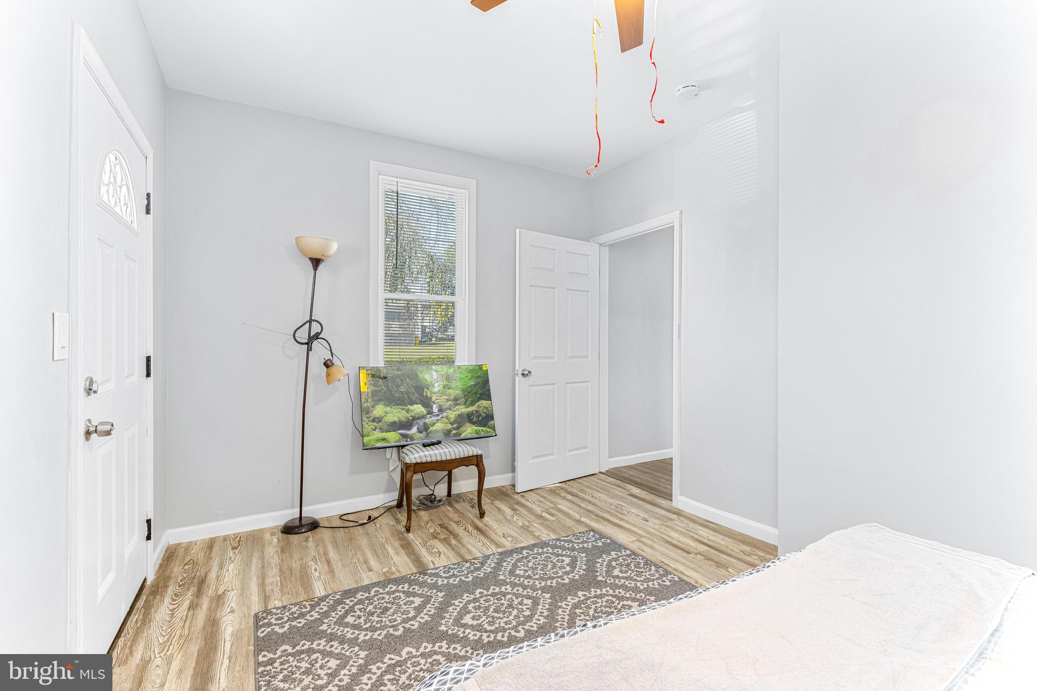 LANDSDOWNE - Residential